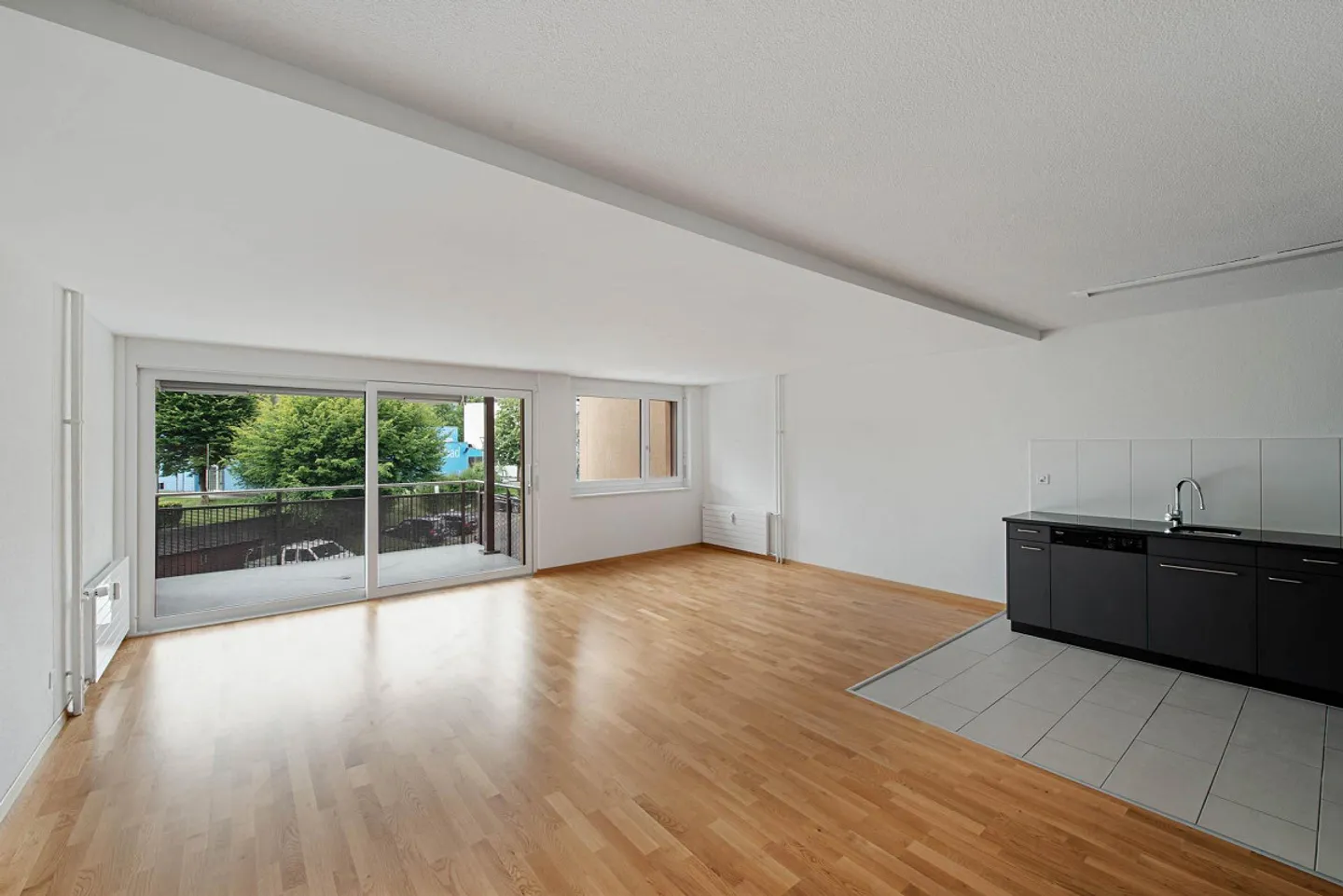 Vivre dans un développement très bien entretenu et magnifique - Photo 2 sur 5