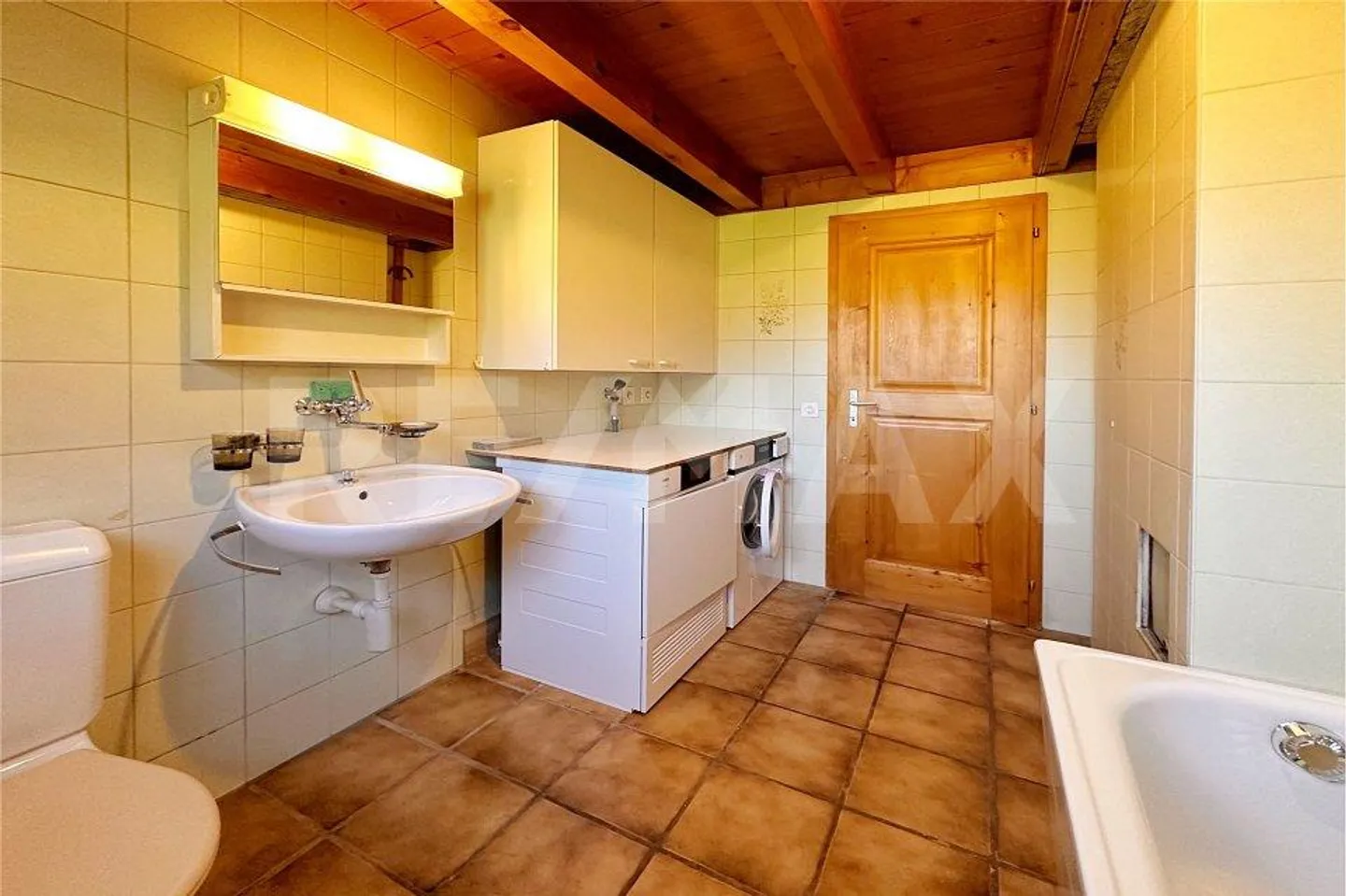 Charming chalet with potential, realize your own residential idyll in the mountains - Photo 7 of 13