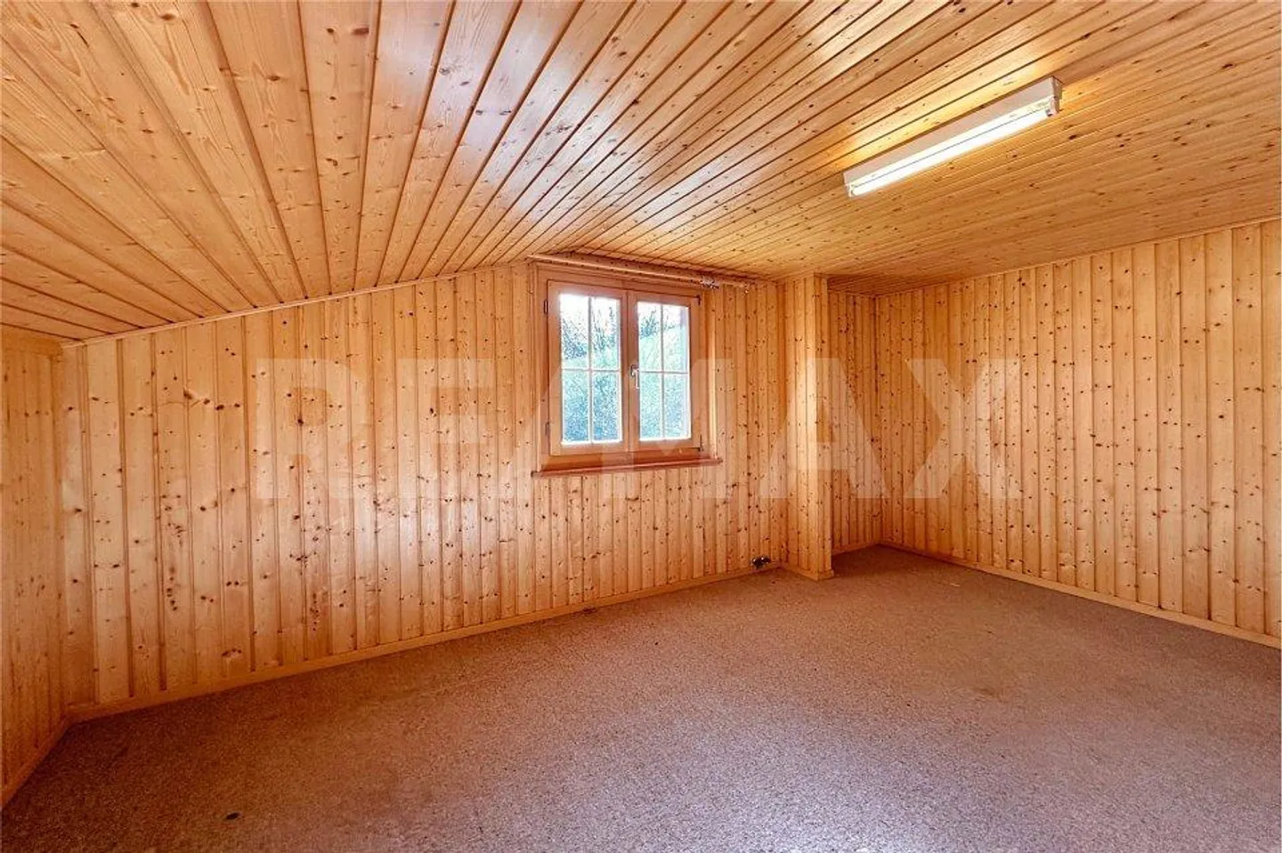 Charming chalet with potential, realize your own residential idyll in the mountains - Photo 10 of 13