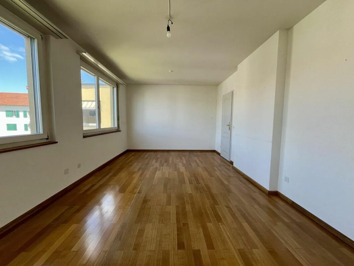 Sunny 2.5-room apartment in Birsfelden - Photo 4 of 7