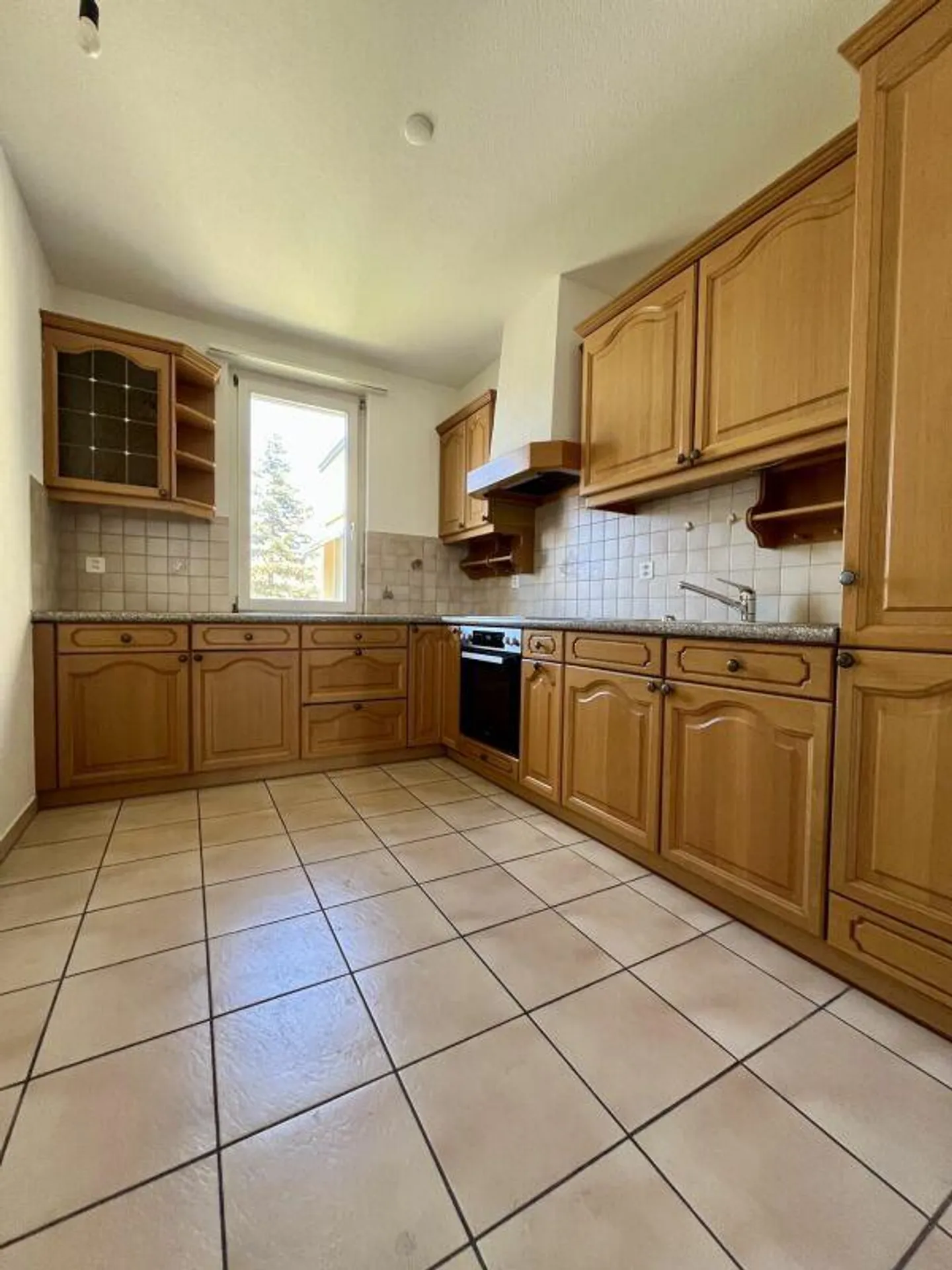 Sunny 2.5-room apartment in Birsfelden - Photo 5 of 7