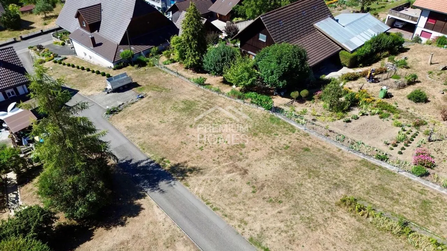 Terreno edificabile attraente a Brügg con valore di rarità - Foto 4 di 7