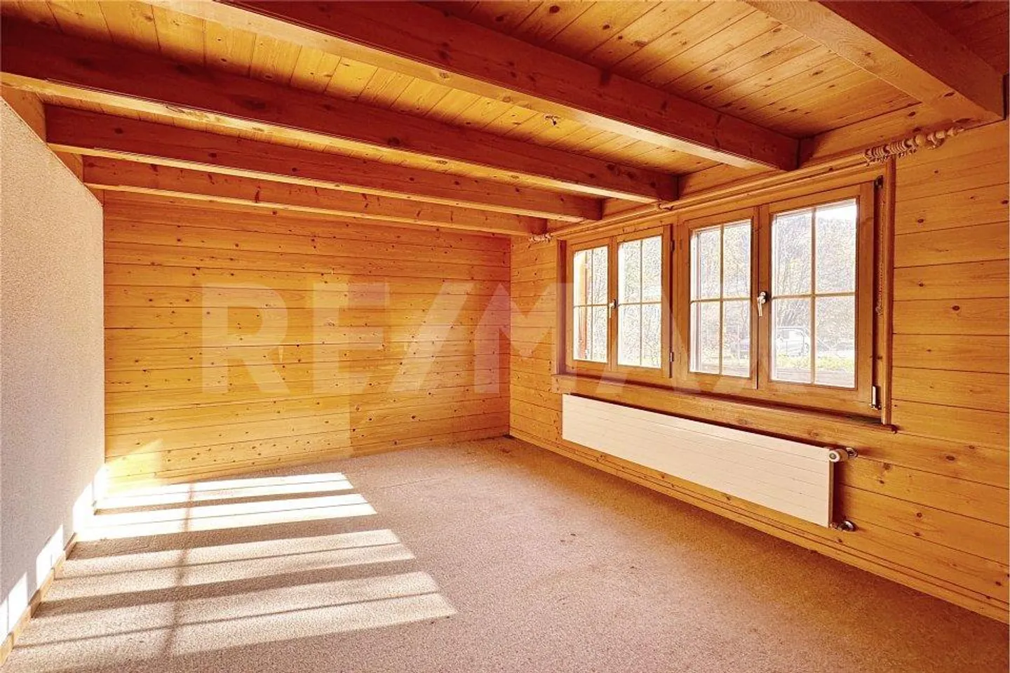 Charming chalet with potential, realize your own residential idyll in the mountains - Photo 5 of 13
