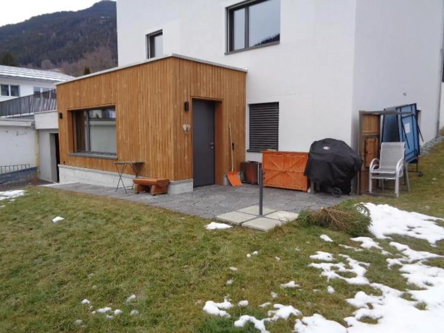 Modernes Apartment mit Garten - Foto 4 von 13