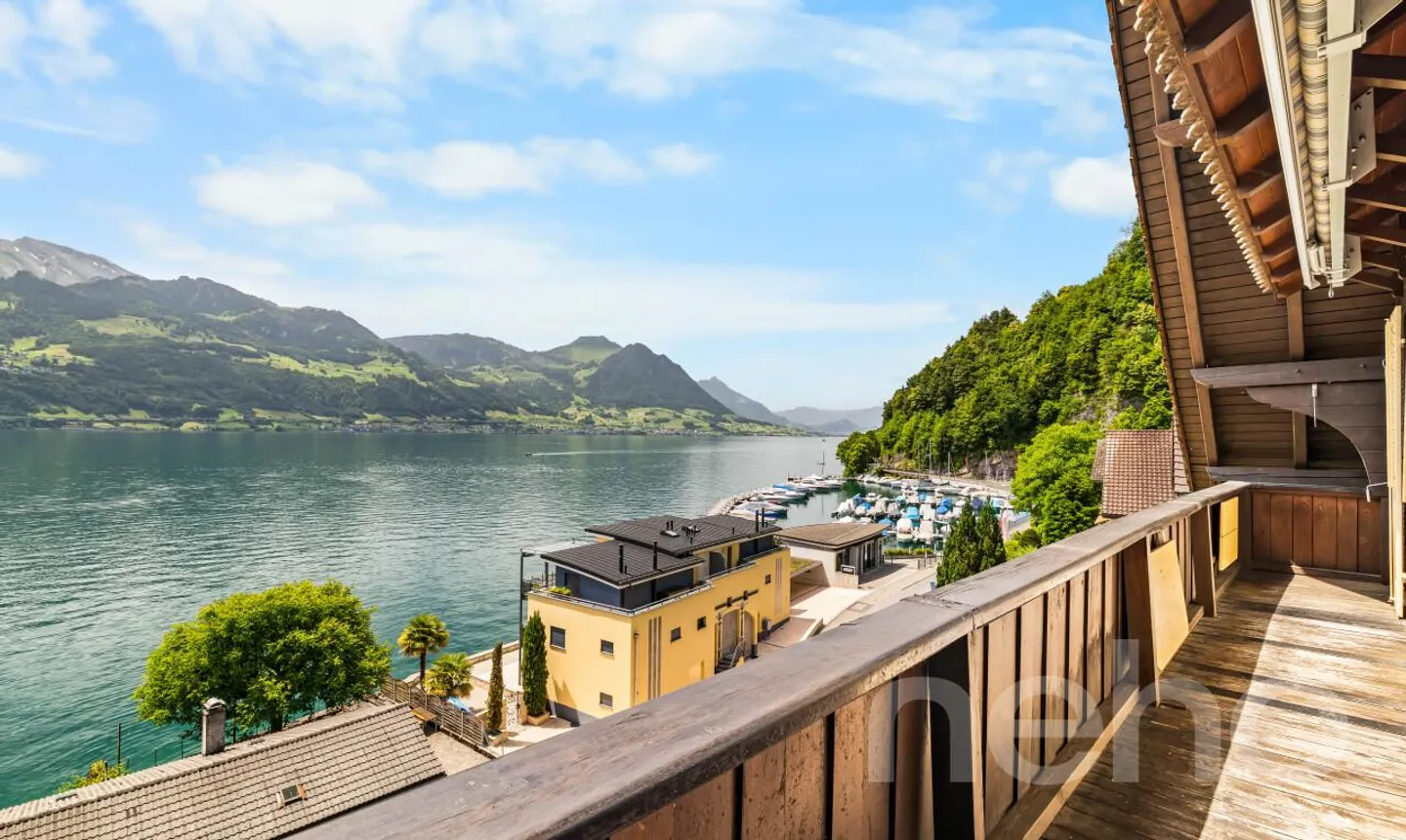 Unique lakeside property with exceptional development potential - Photo 10 of 11