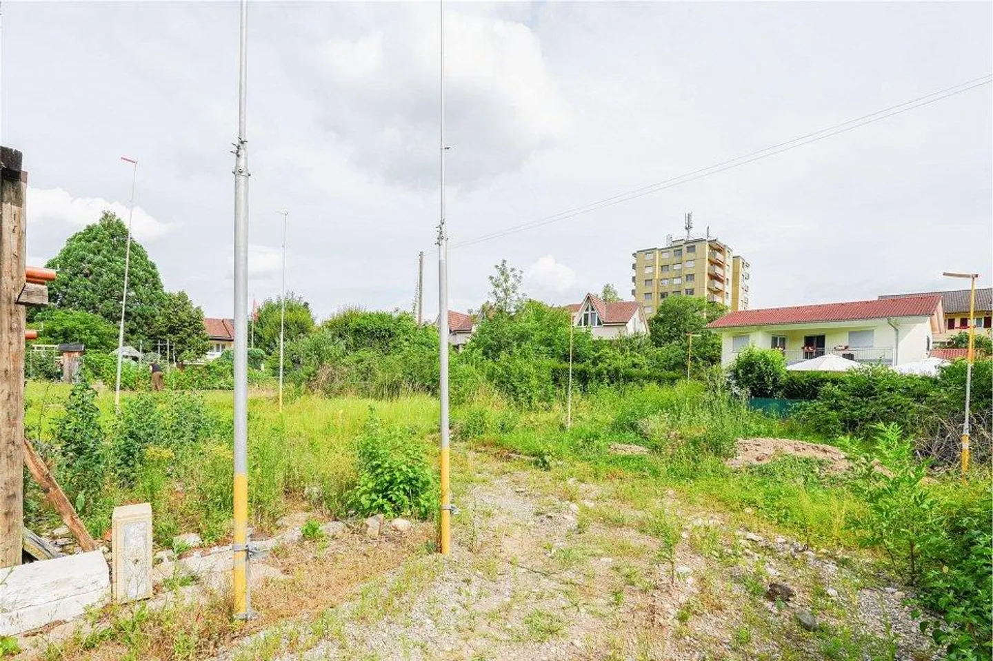 Spacious and Modern: 5 Apartments in a Central Location - Photo 5 of 6