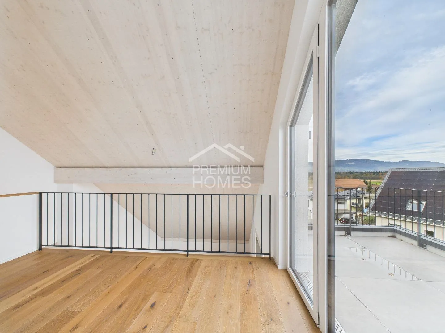 Arrive, Feel Good & Enjoy! - Photo 7 of 12