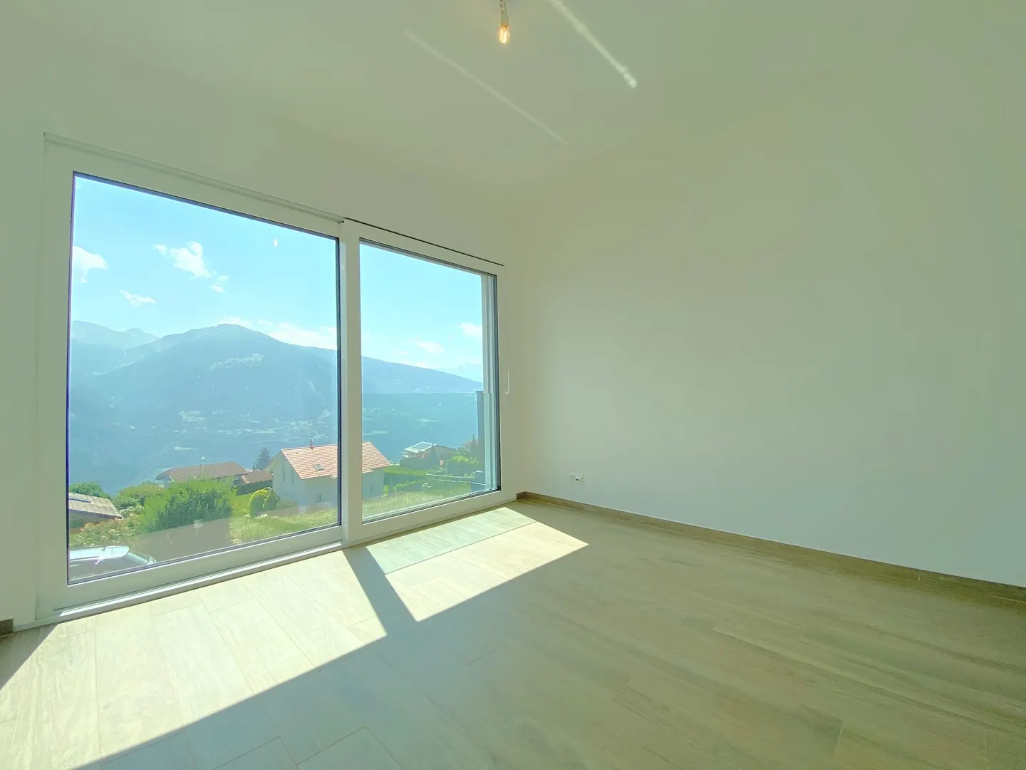 Contemporary Villa - Photo 25 of 25