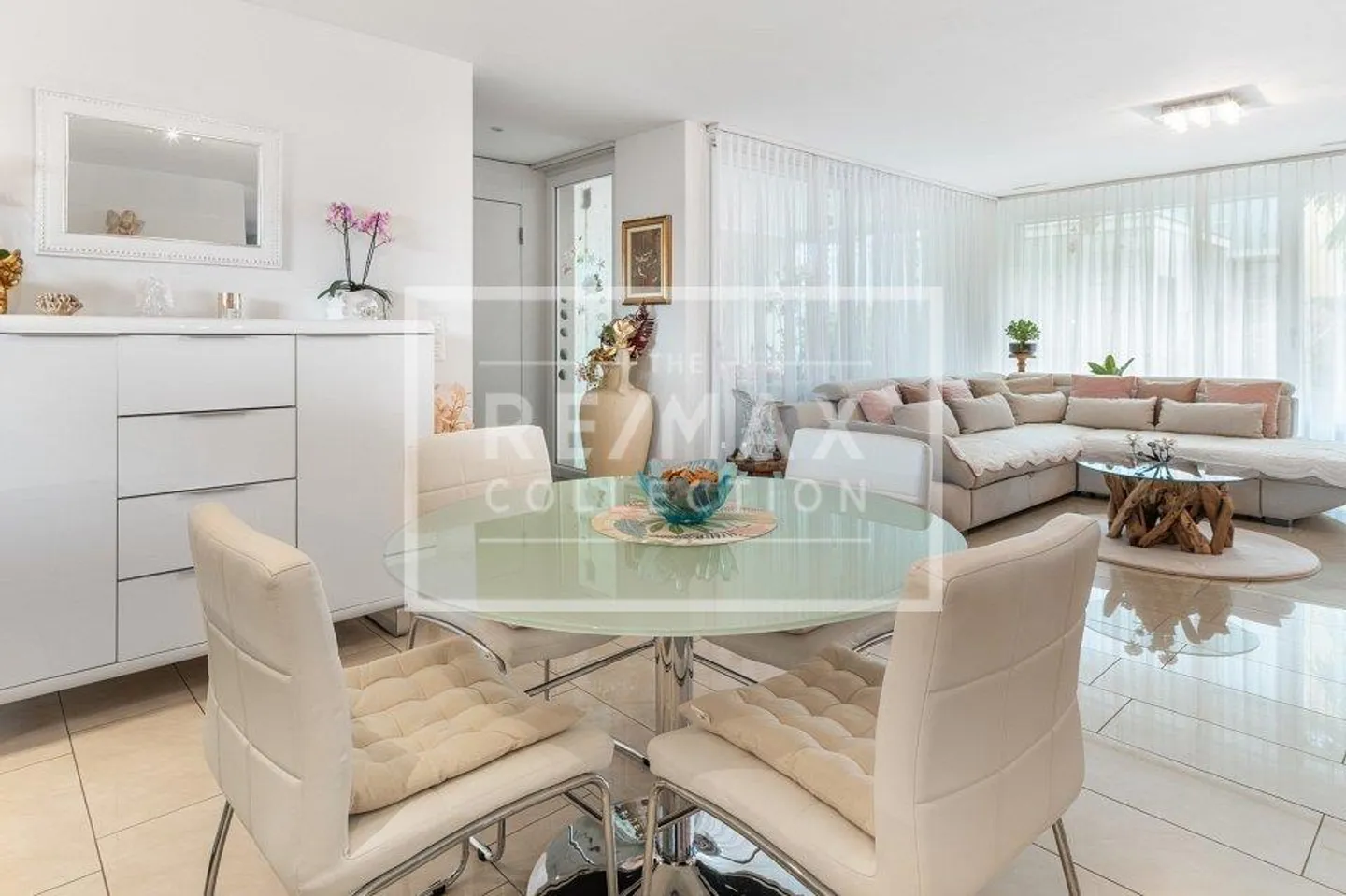 Appartement de jardin exclusif de 4½ pièces avec salle de loisirs - Photo 6 sur 13