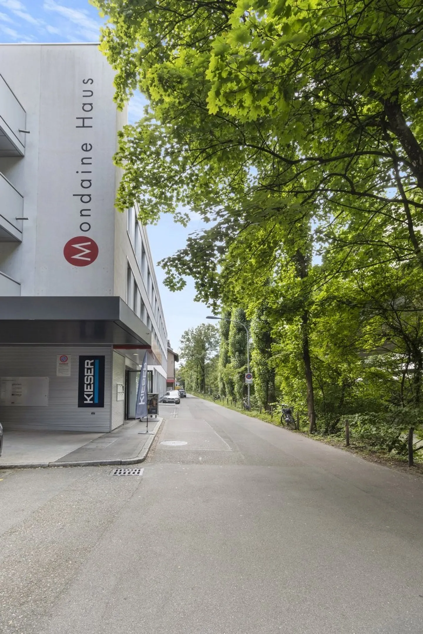 Mondaine House - Photo 7 of 7