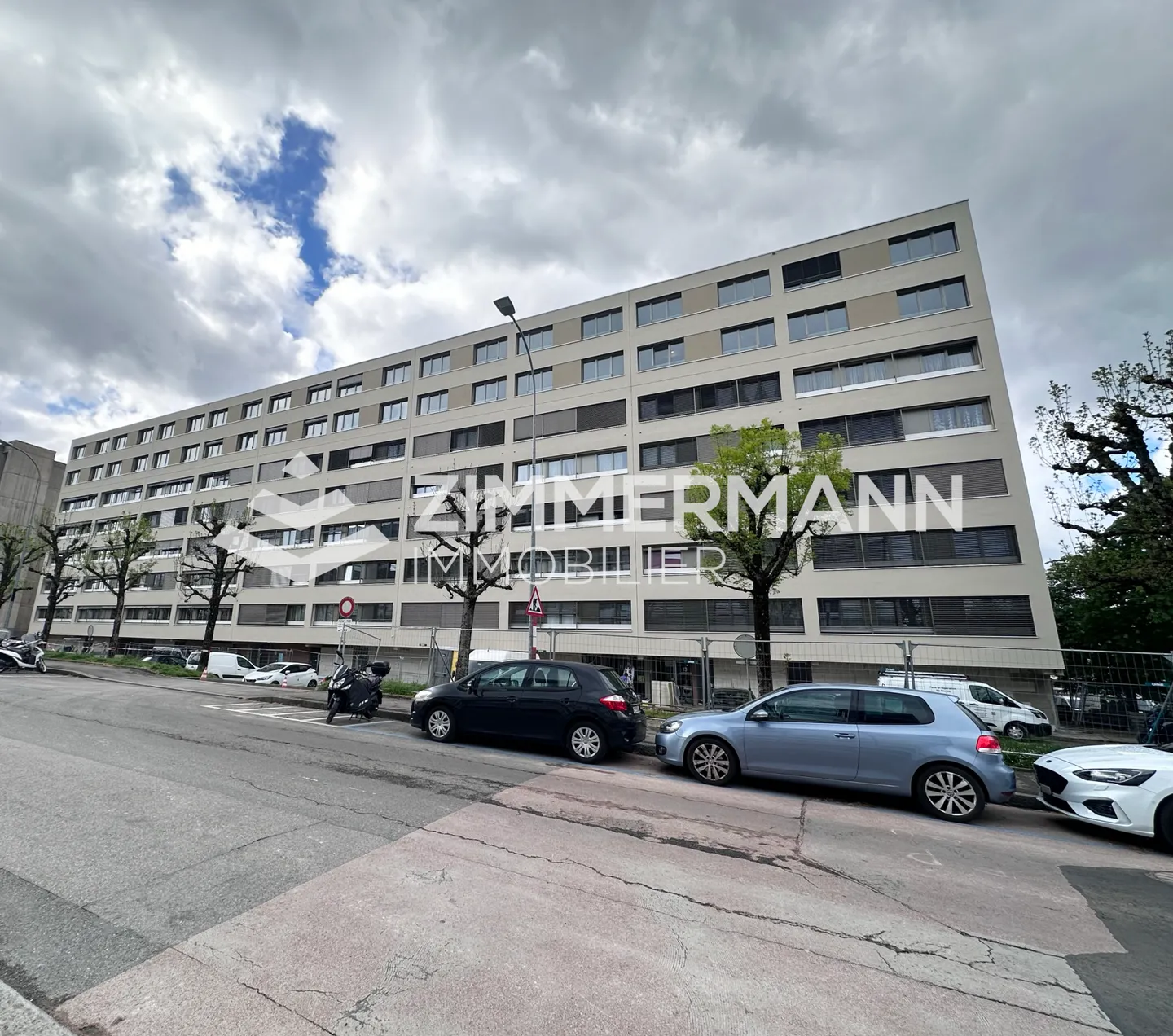 Posto auto esterno a Meyrin! - Foto 1 di 1