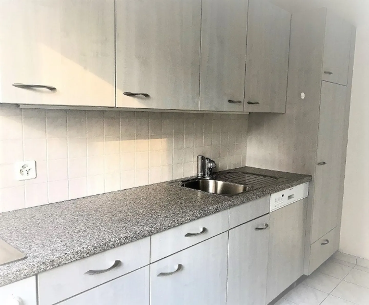 Appartement charmant au cœur de Massagno - Photo 3 sur 7