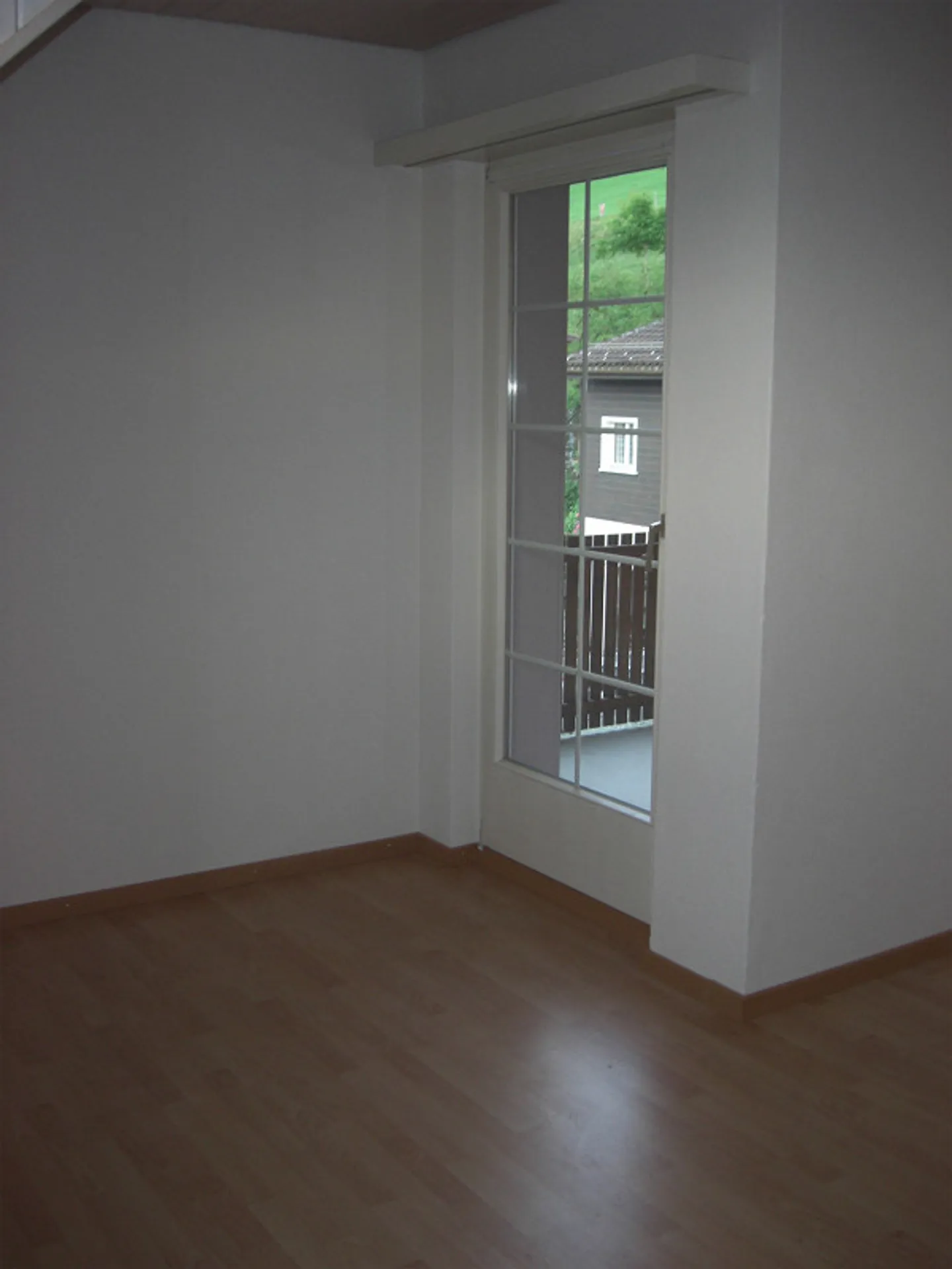spacious 5.5 room apartment with generous terrace + 2 balconies - Photo 8 of 21