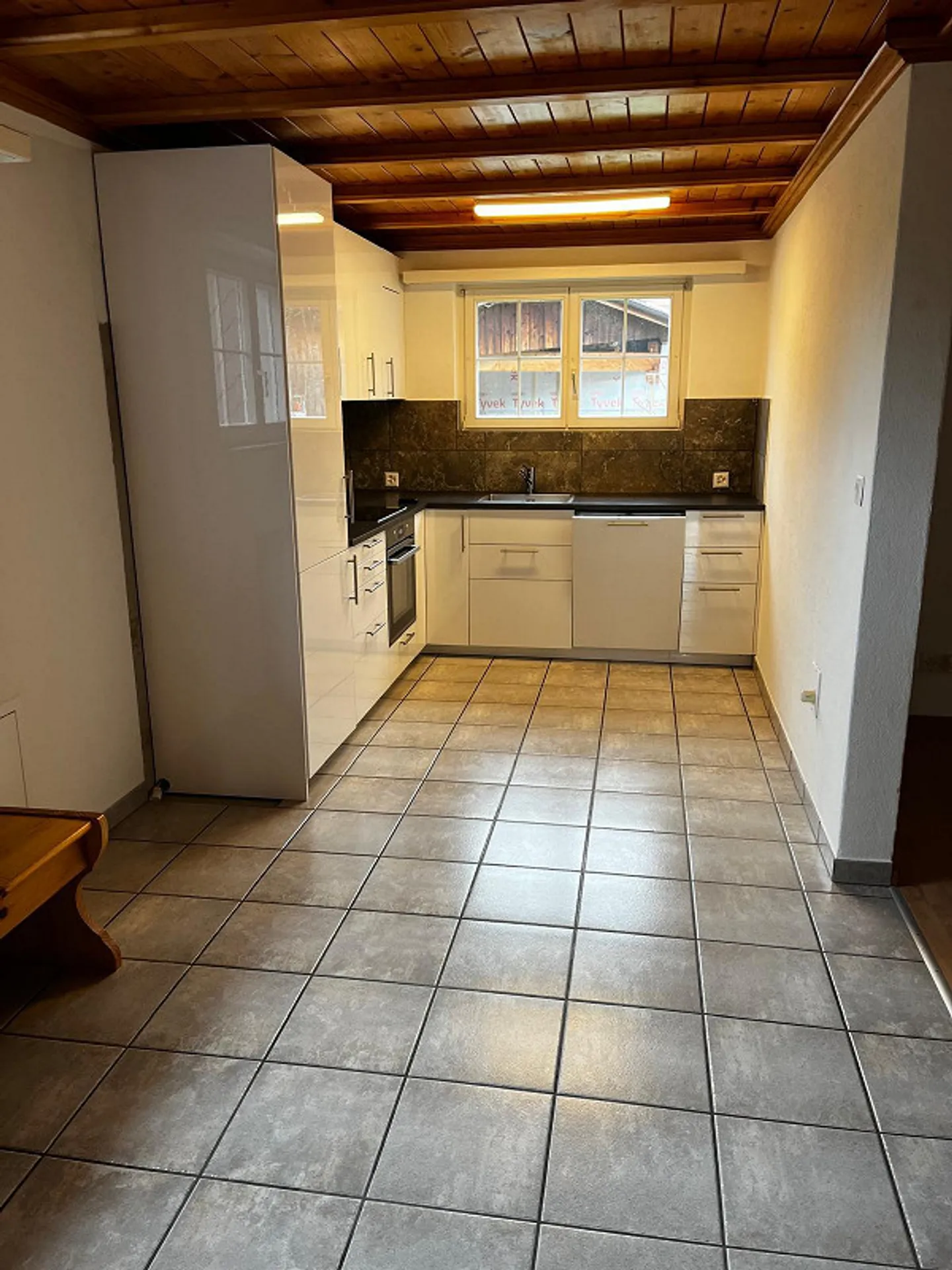 spacious 5.5 room apartment with generous terrace + 2 balconies - Photo 21 of 21