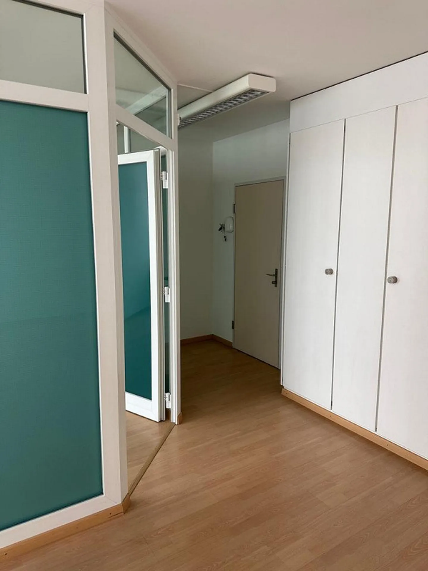 Office Space in Arisdorf - Photo 4 of 6