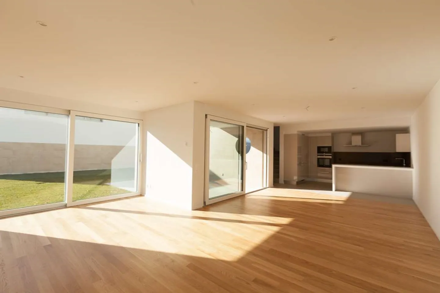 New complex with 9 villas and panoramic view - Photo 13 of 13