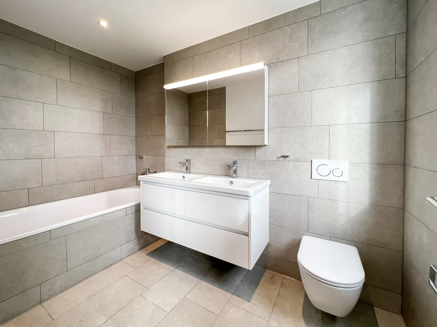 Appartamento in affitto - Foto 4 di 9