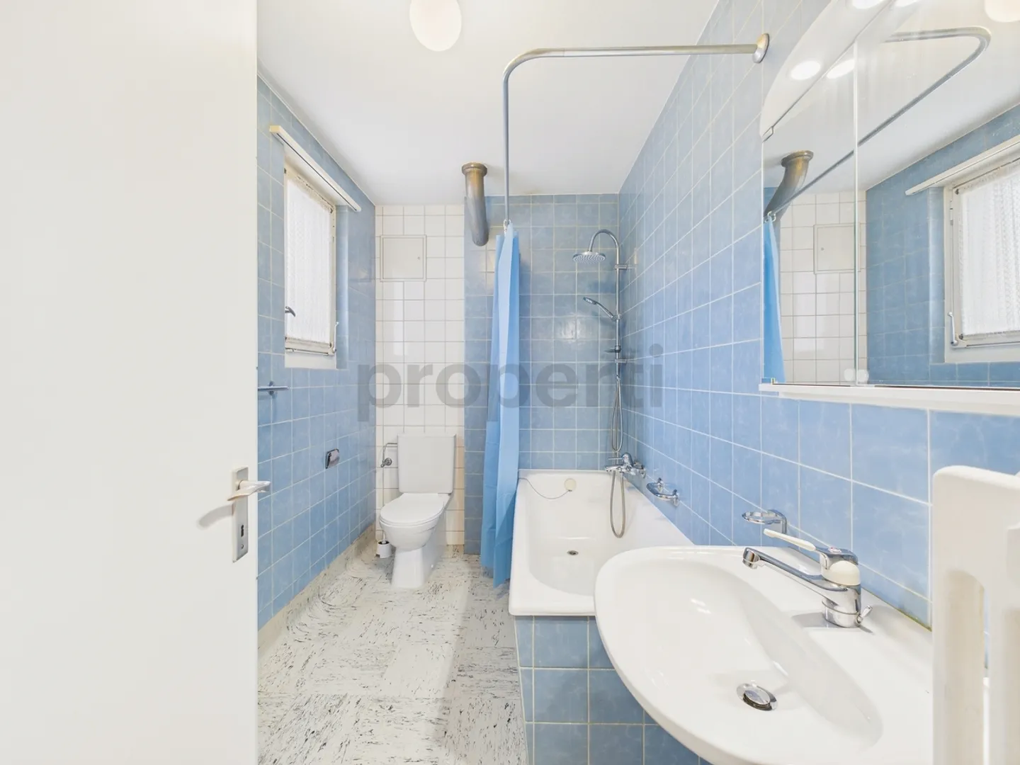 Ampio appartamento di 3,5 locali con balcone in una posizione tranquilla a Buchs SG - Foto 7 di 8