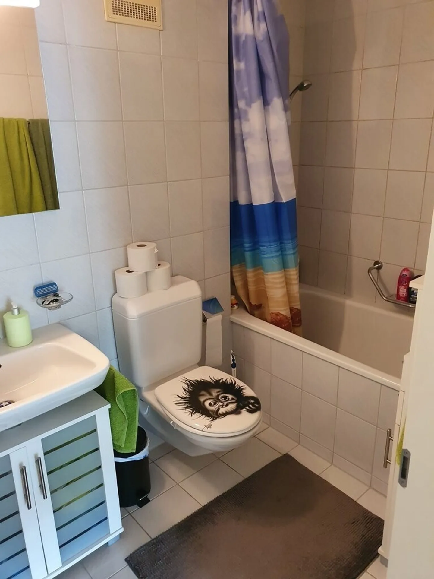 Ampio appartamento di 3,5 locali in una posizione tranquilla a Flamatt - Foto 5 di 6