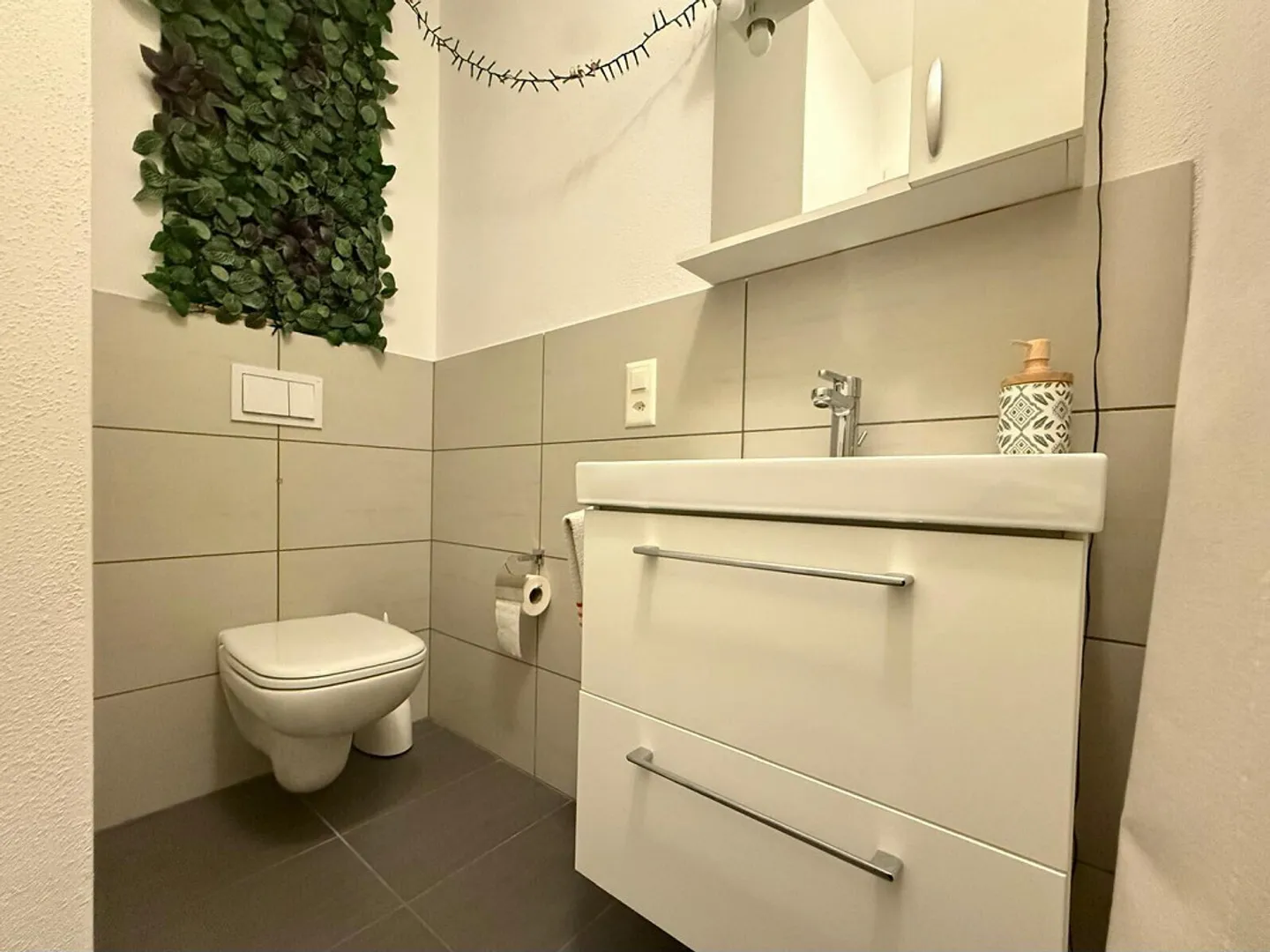 Appartement confortable 3.5 pièces avec deux balcons à Pedrinate - Photo 8 sur 10