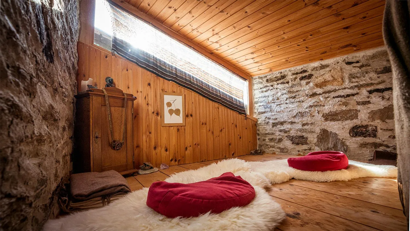 Rustic Lover's Object in Mergoscia - Photo 12 of 25