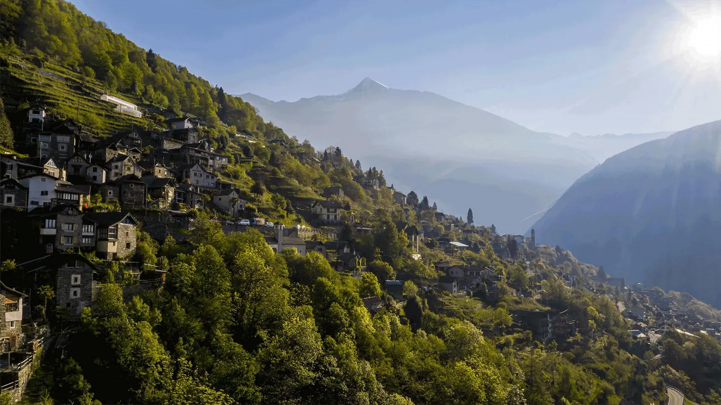 Rustic Lover's Object in Mergoscia - Photo 13 of 25