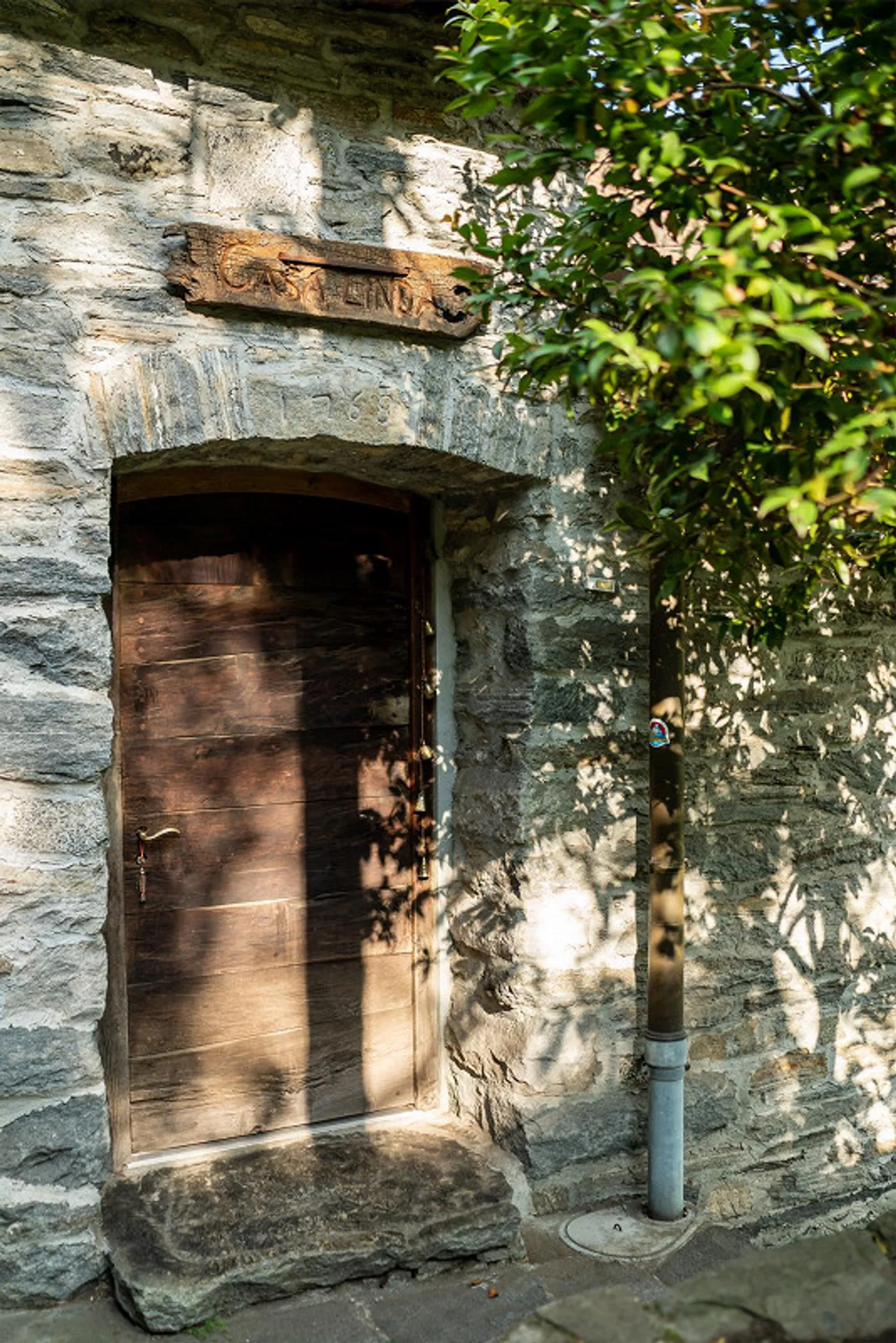 Rustic Lover's Object in Mergoscia - Photo 17 of 25