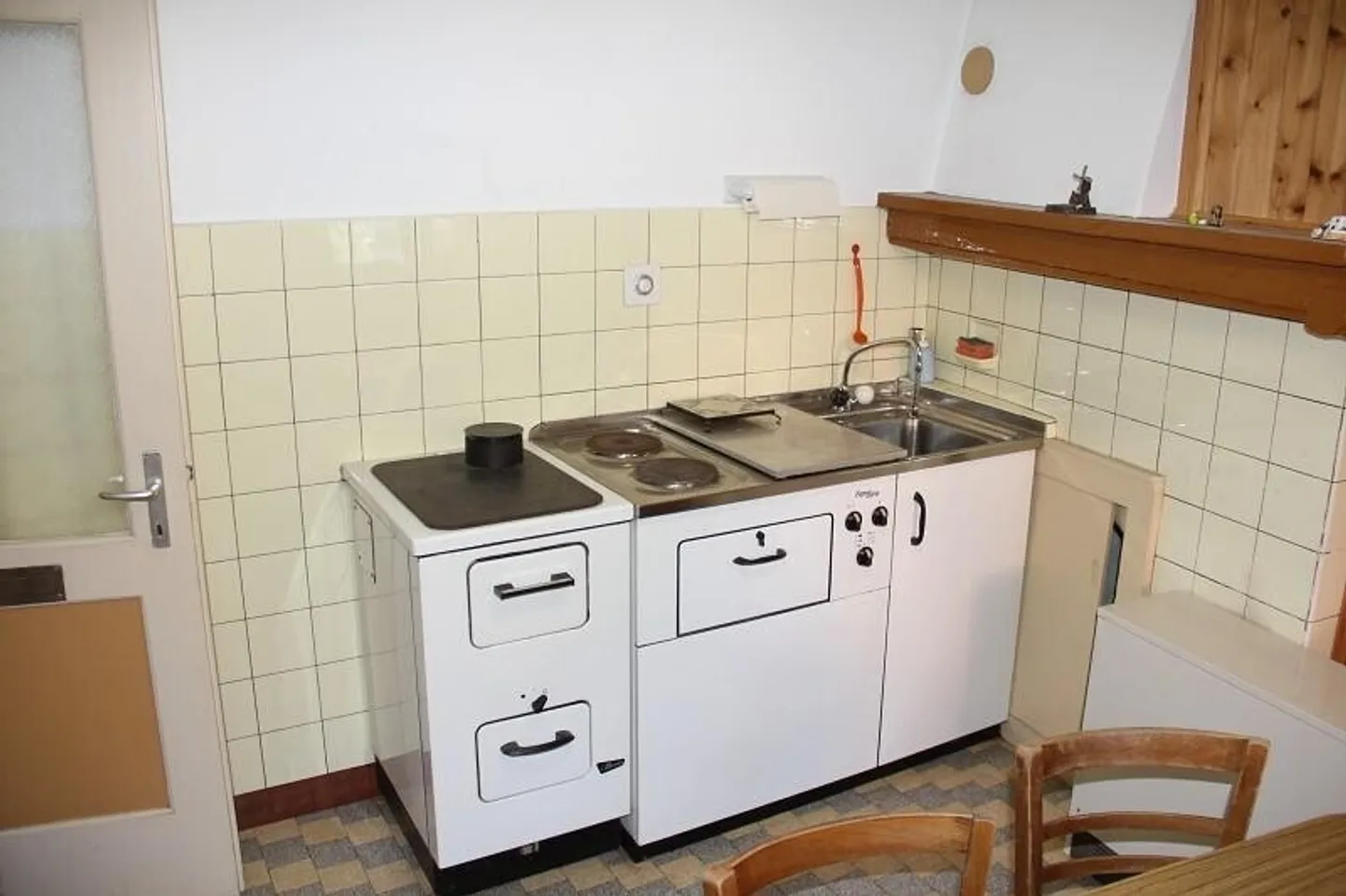 Charmantes 12-Zimmer-Dorfhaus - Foto 6 von 13