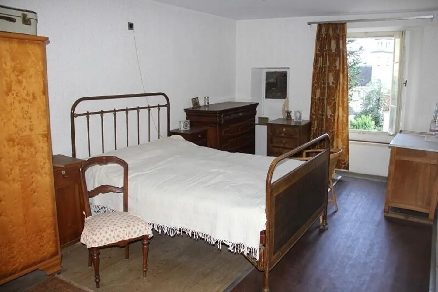 Charmantes 12-Zimmer-Dorfhaus - Foto 12 von 13