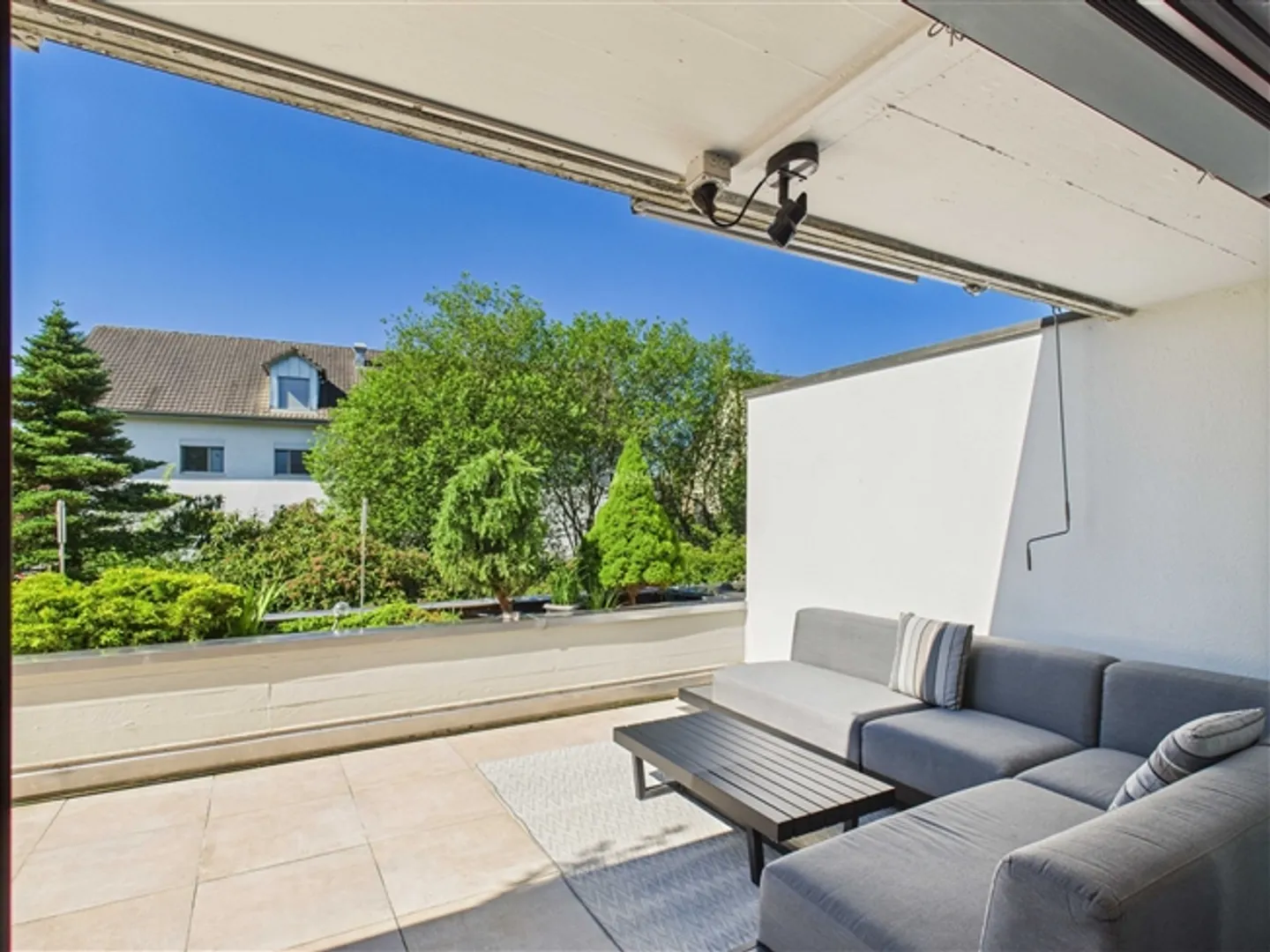 6.5-Room Terrace Apartment in Unterentfelden - Photo 2 of 13