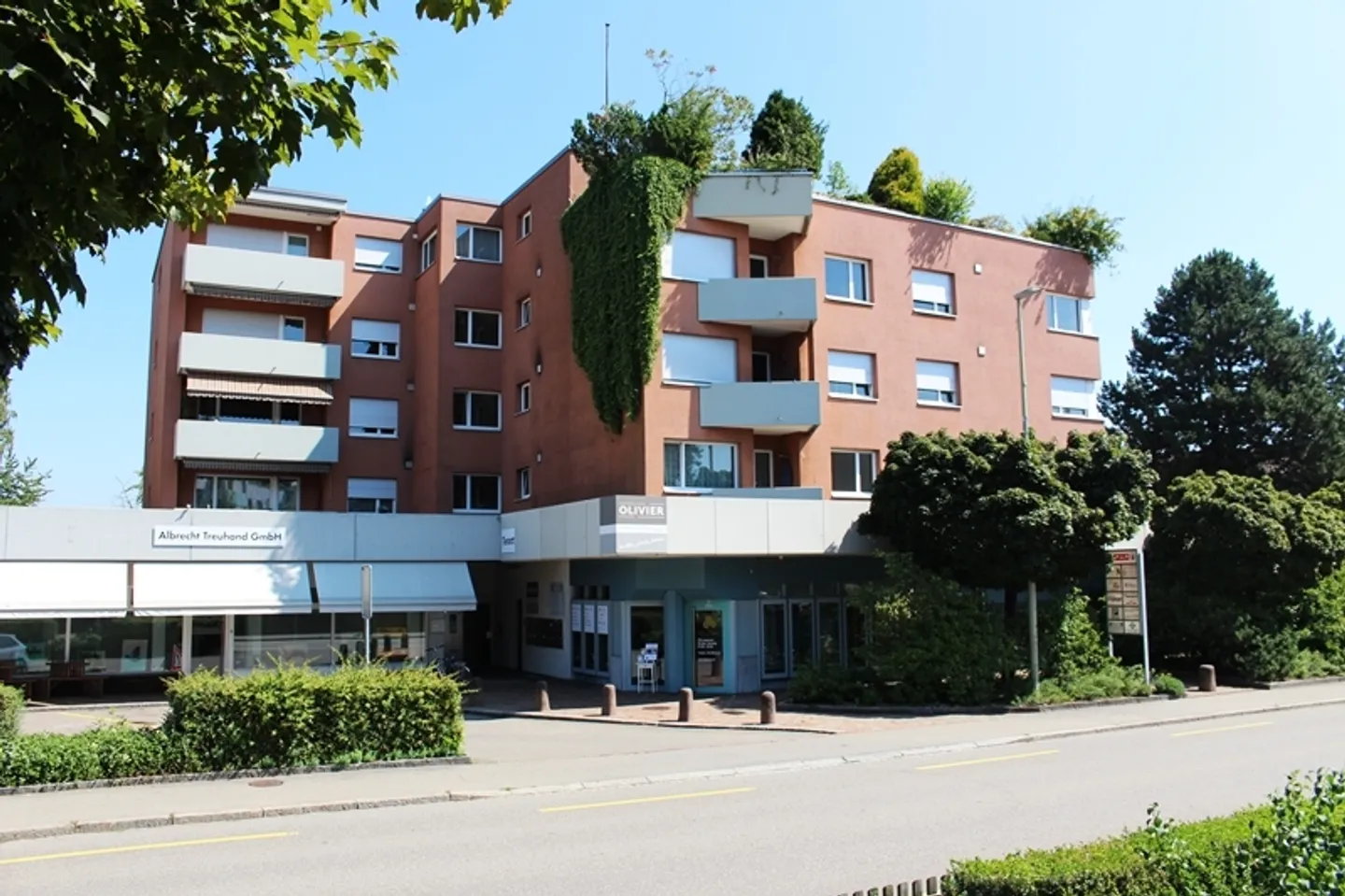 Il tuo nuovo parcheggio in Bahnhofstrasse 38 a Dietlikon - Foto 1 di 1