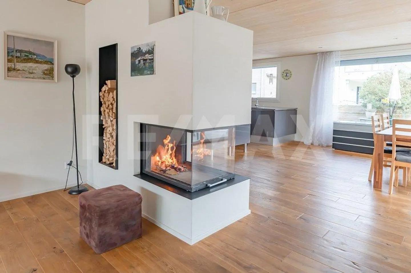 Modern single-family house with share of lake plot - the exclusive Gel... - Photo 12 of 13