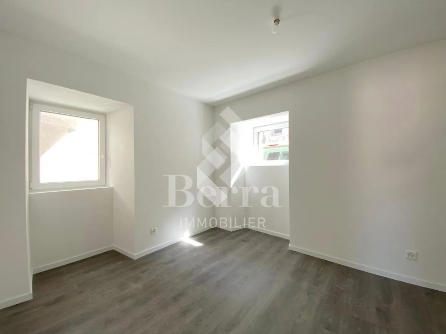 Duplex von 4,5 Zimmern + Bauparzelle von 400 m2 - Foto 10 von 13