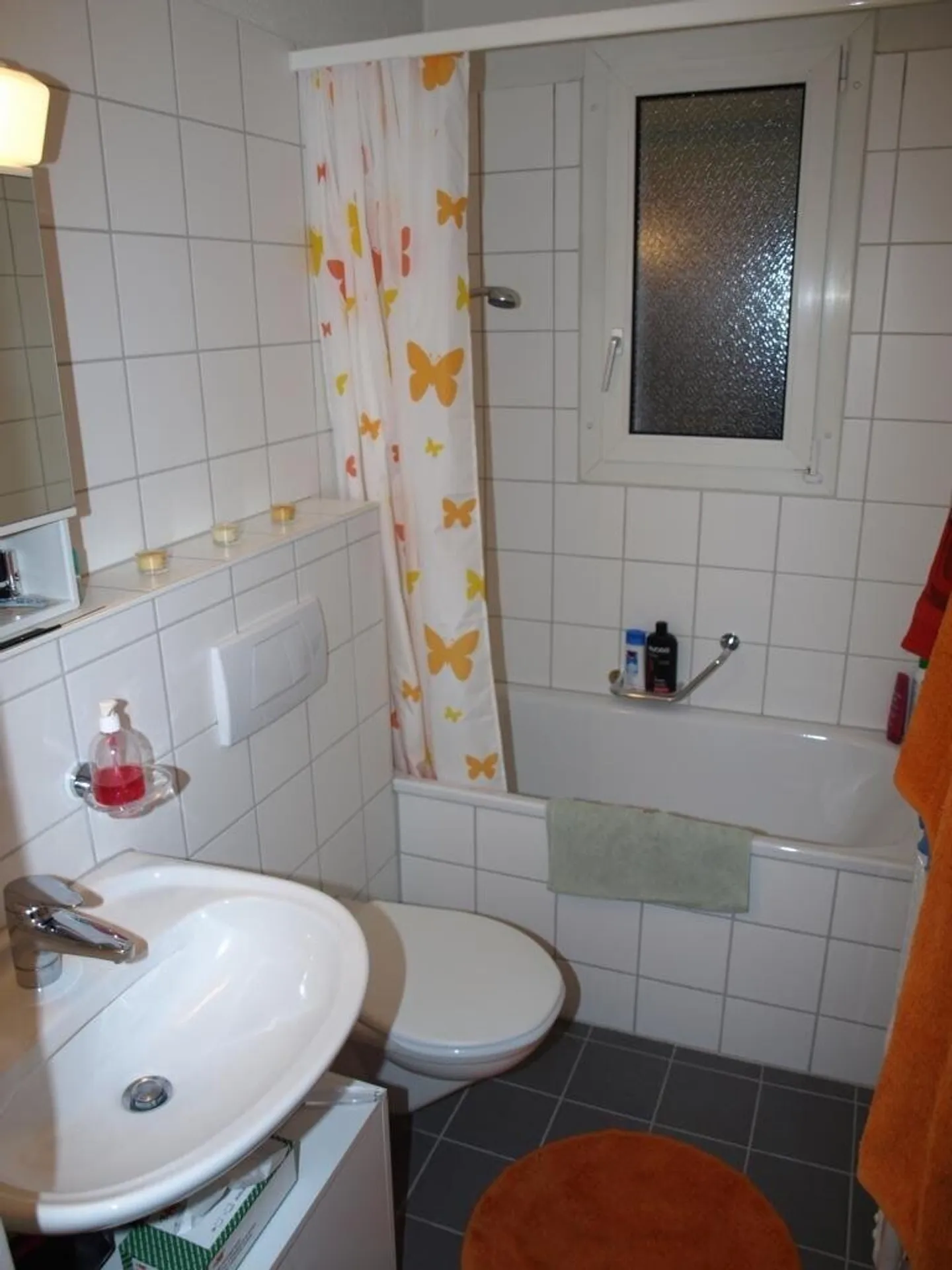 CITY NEARBY - Attractive 3.5-Room Apartment - Photo 2 of 6