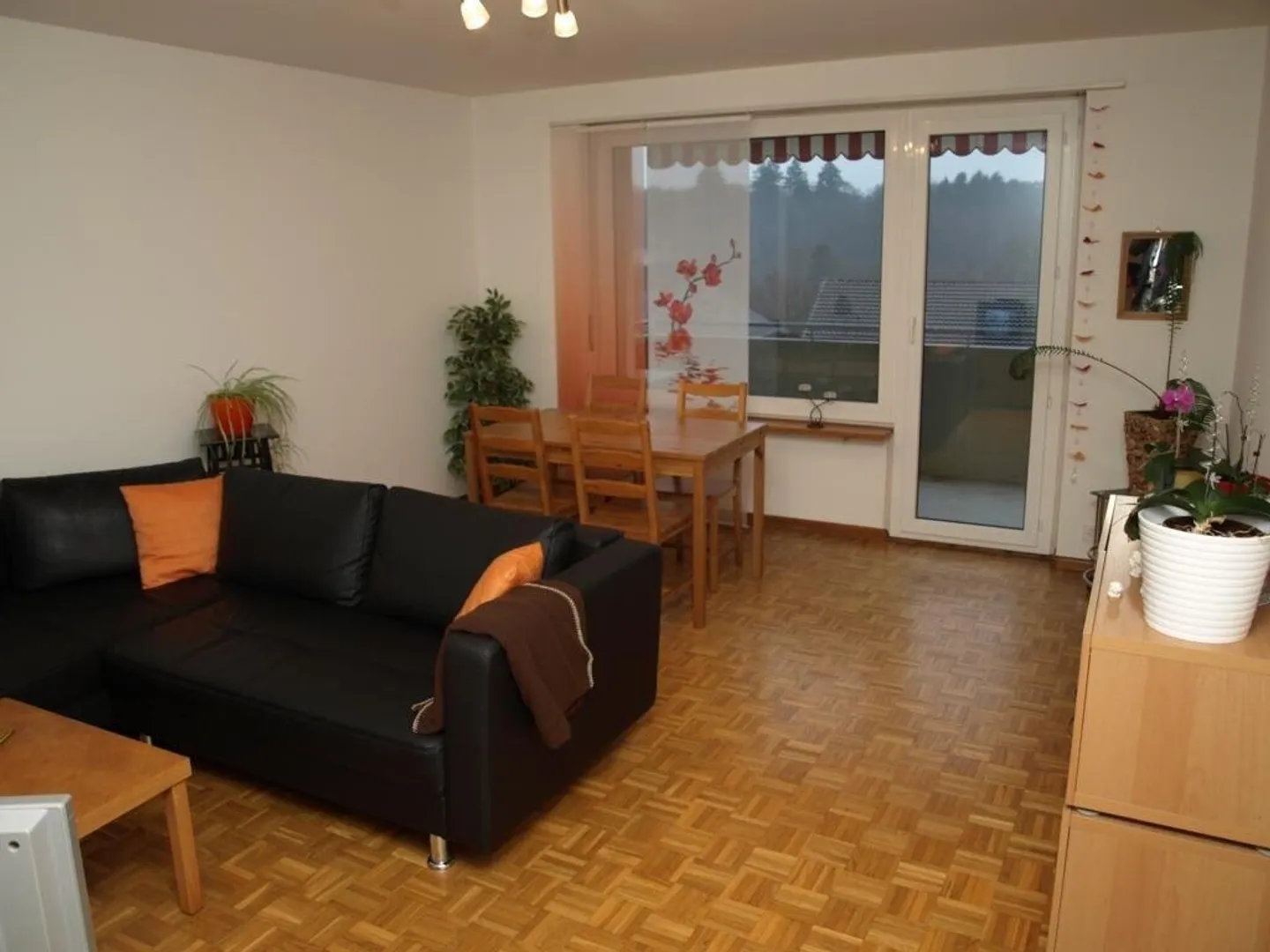 CITY NEARBY - Attractive 3.5-Room Apartment - Photo 3 of 6