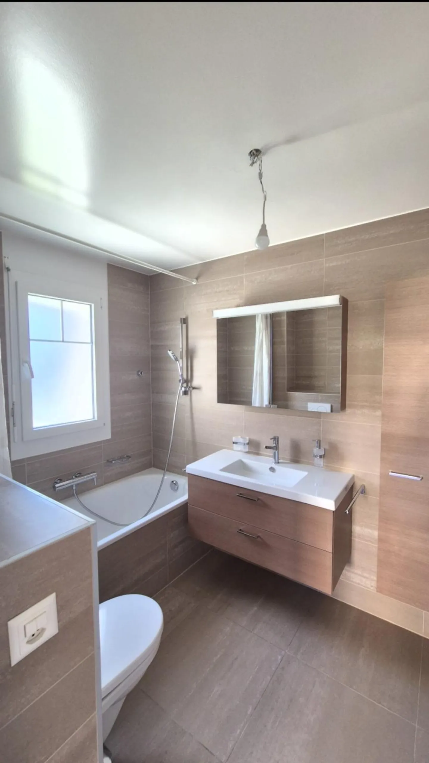 Bel Appartement avec Jardin à Gingins - Photo 5 sur 9