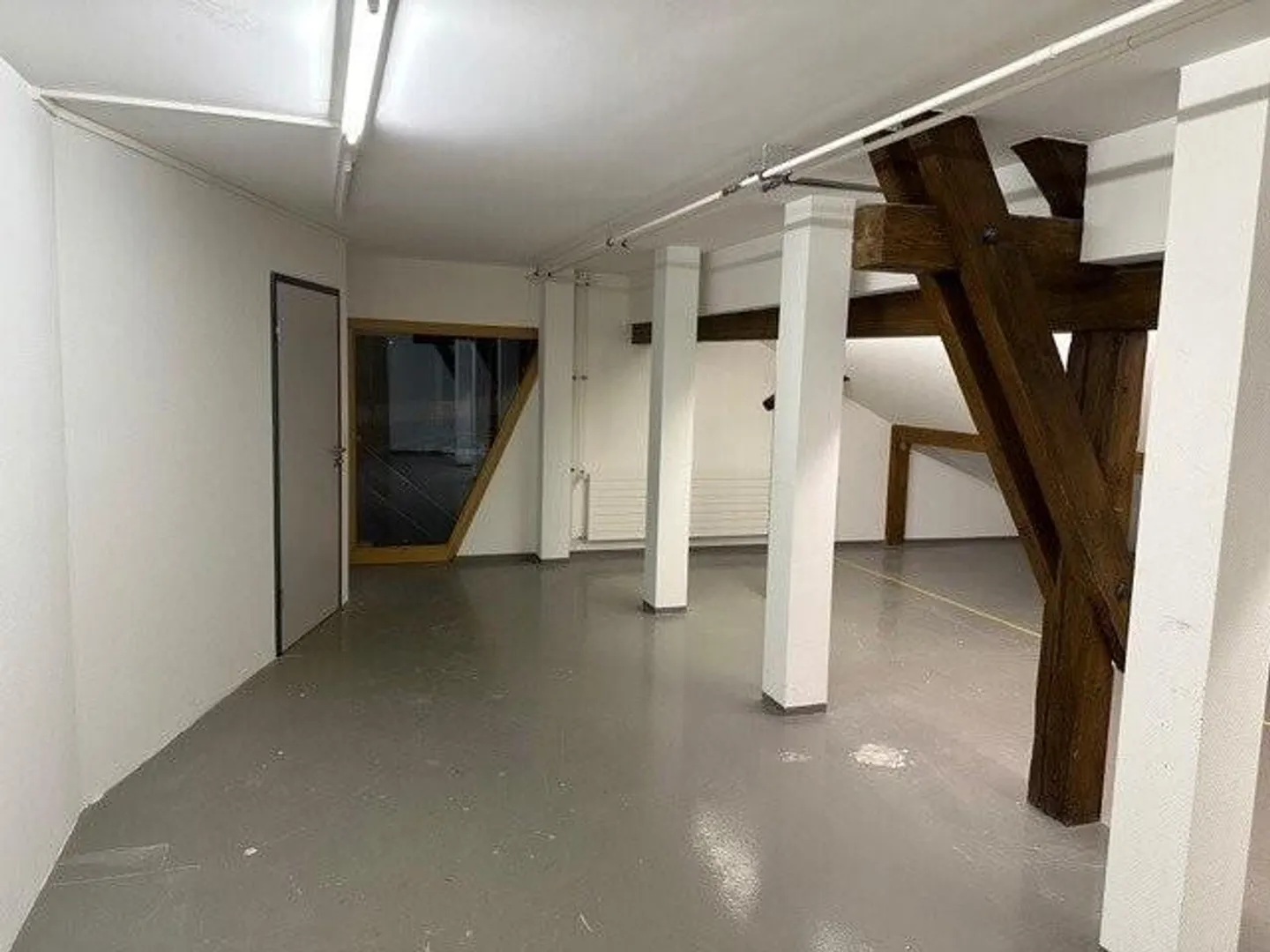 Magazzino riscaldato a Zollikofen - Foto 3 di 9