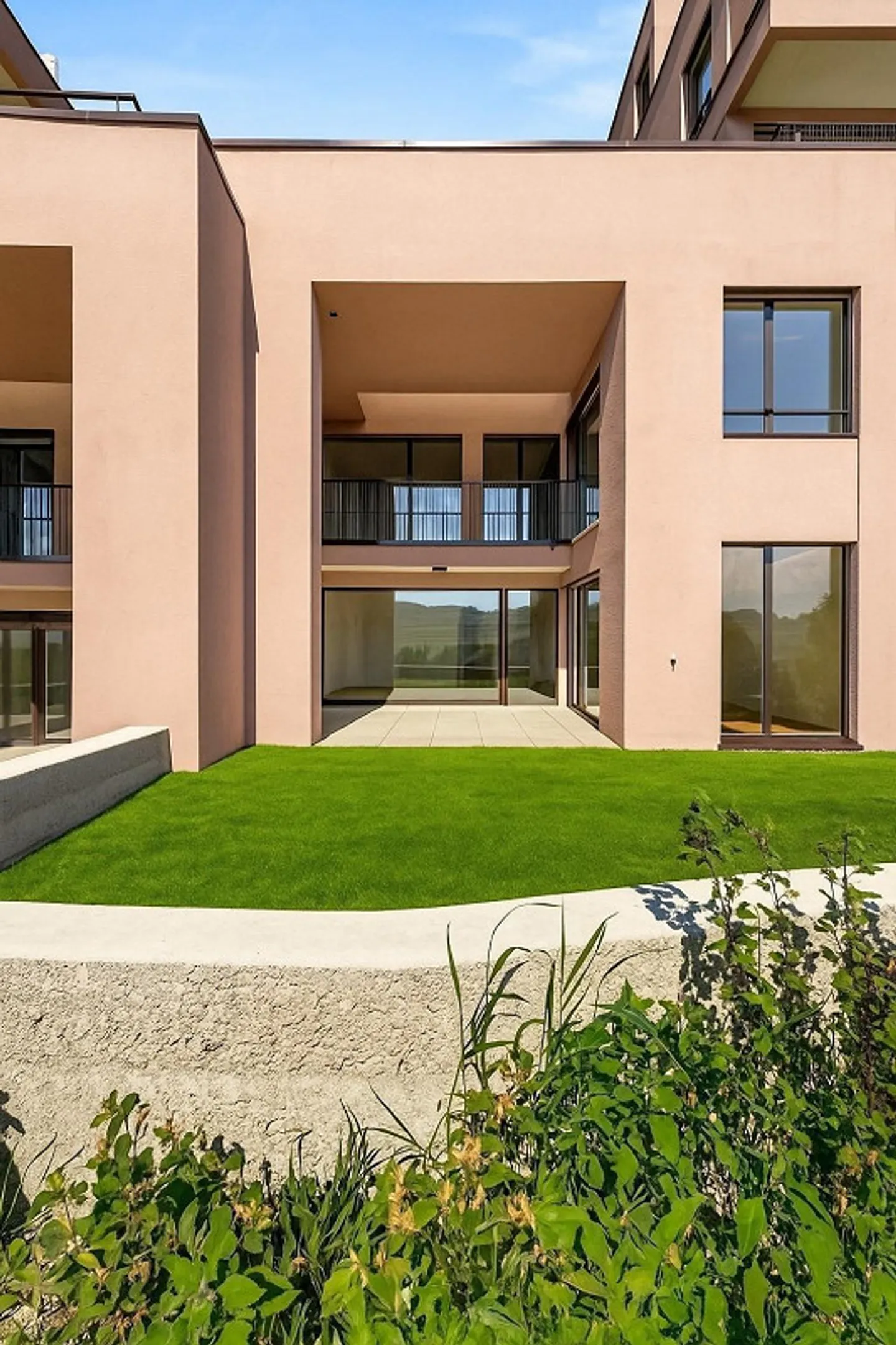 Fast wie ein Einfamilienhaus - Photo 1 of 10