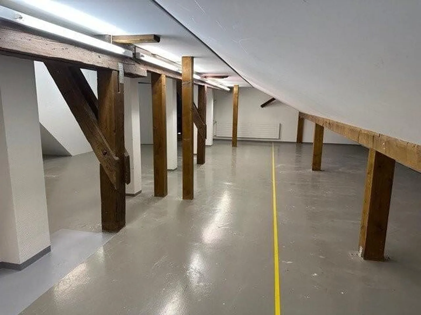 Magazzino riscaldato a Zollikofen - Foto 5 di 9