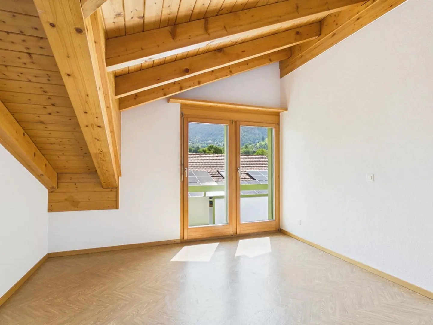 Exclusive penthouse apartment in a quiet location in Brig-Glis - Photo 18 of 20