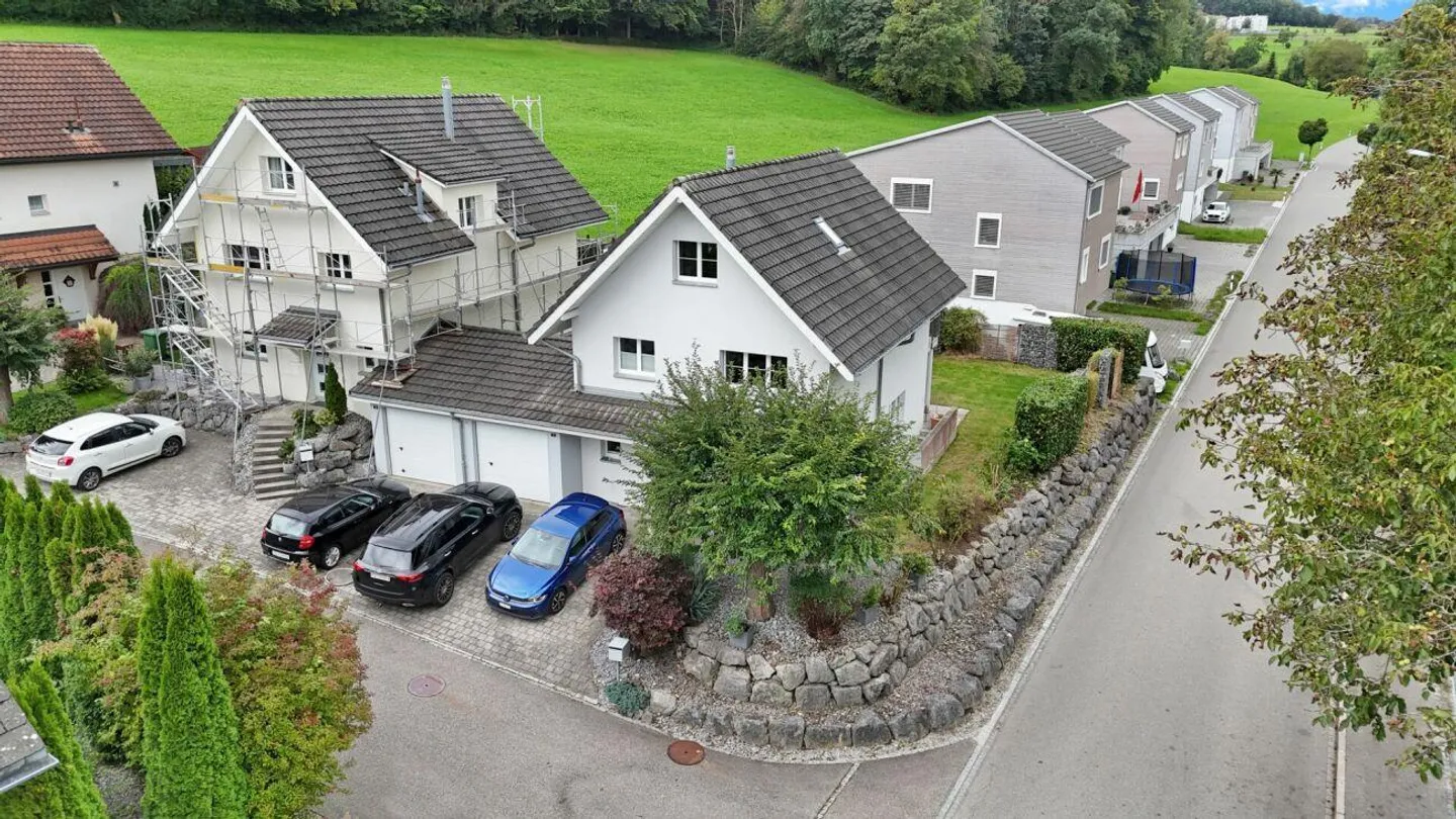 Una casa per sentirsi bene - casa unifamiliare soleggiata in una posizione adatta alle famiglie di Niederuzwil - Foto 22 di 25