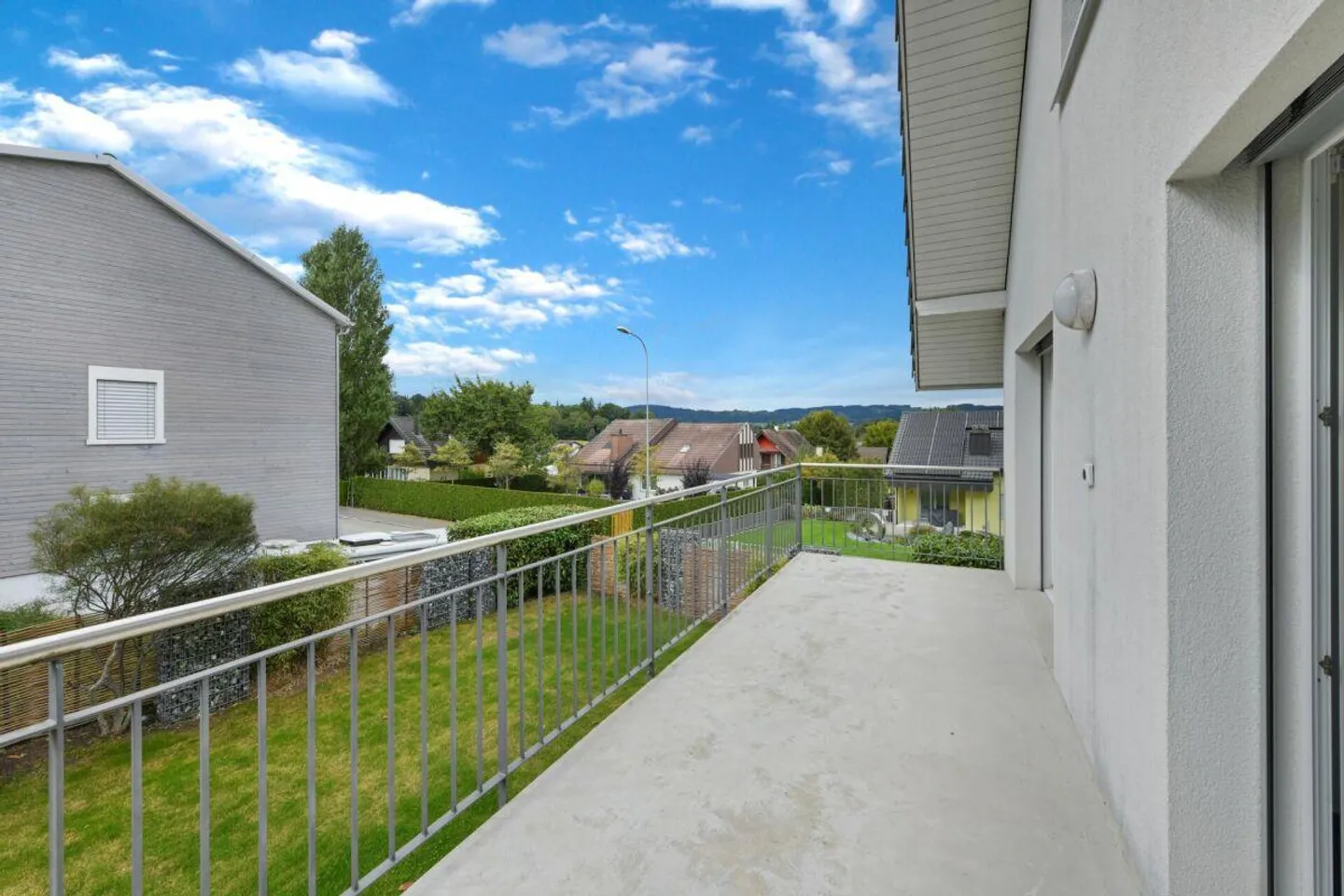 Una casa per sentirsi bene - casa unifamiliare soleggiata in una posizione adatta alle famiglie di Niederuzwil - Foto 16 di 25