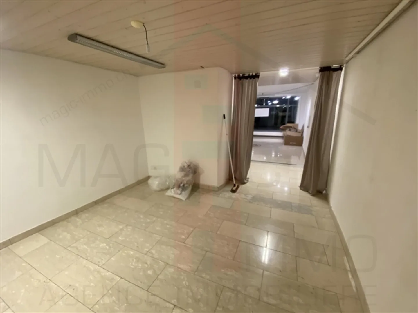 «Gewerbefläche mit Fenster im Stadtzentrum von Delémont» - Foto 5 von 8