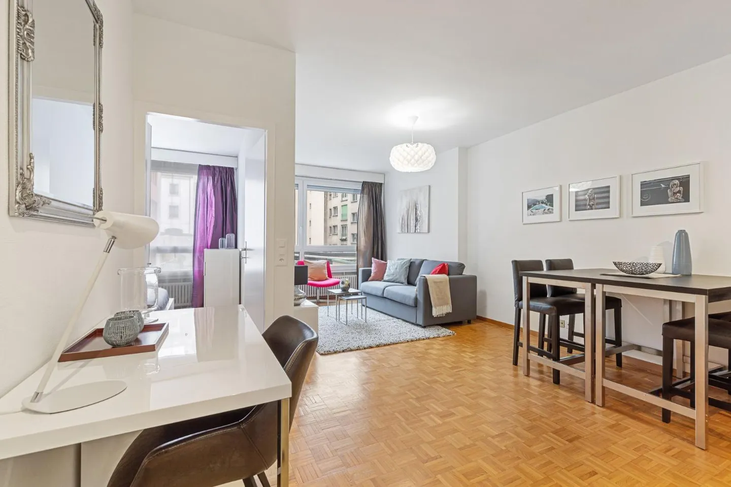 Furnished 3-room apartment - Photo 2 of 4