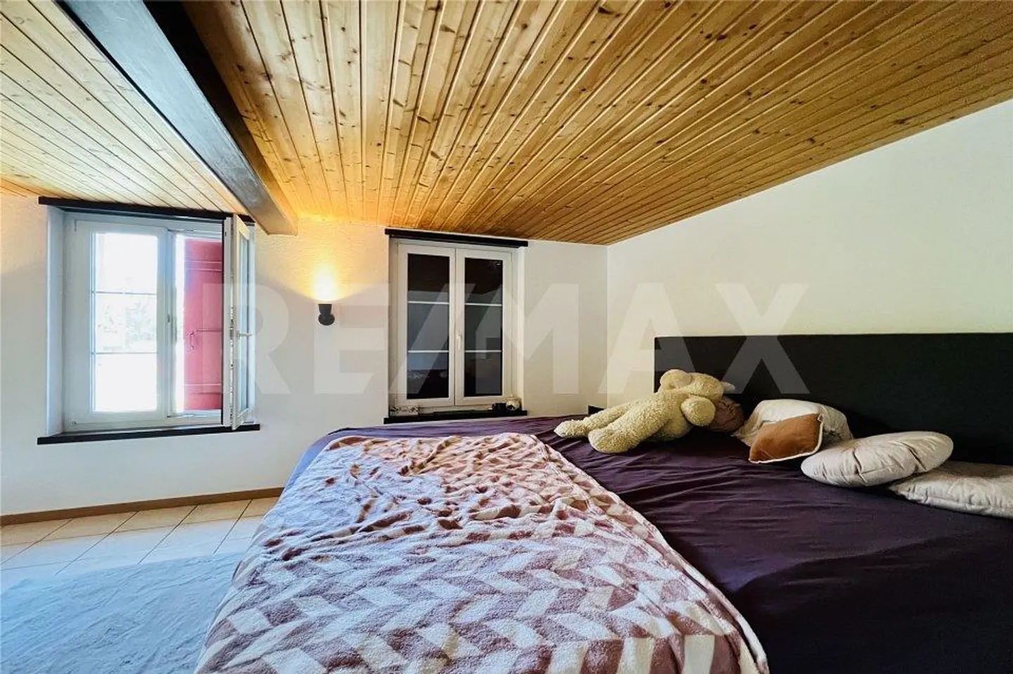 Gewerbe- und Wohnhaus - Foto 11 von 13