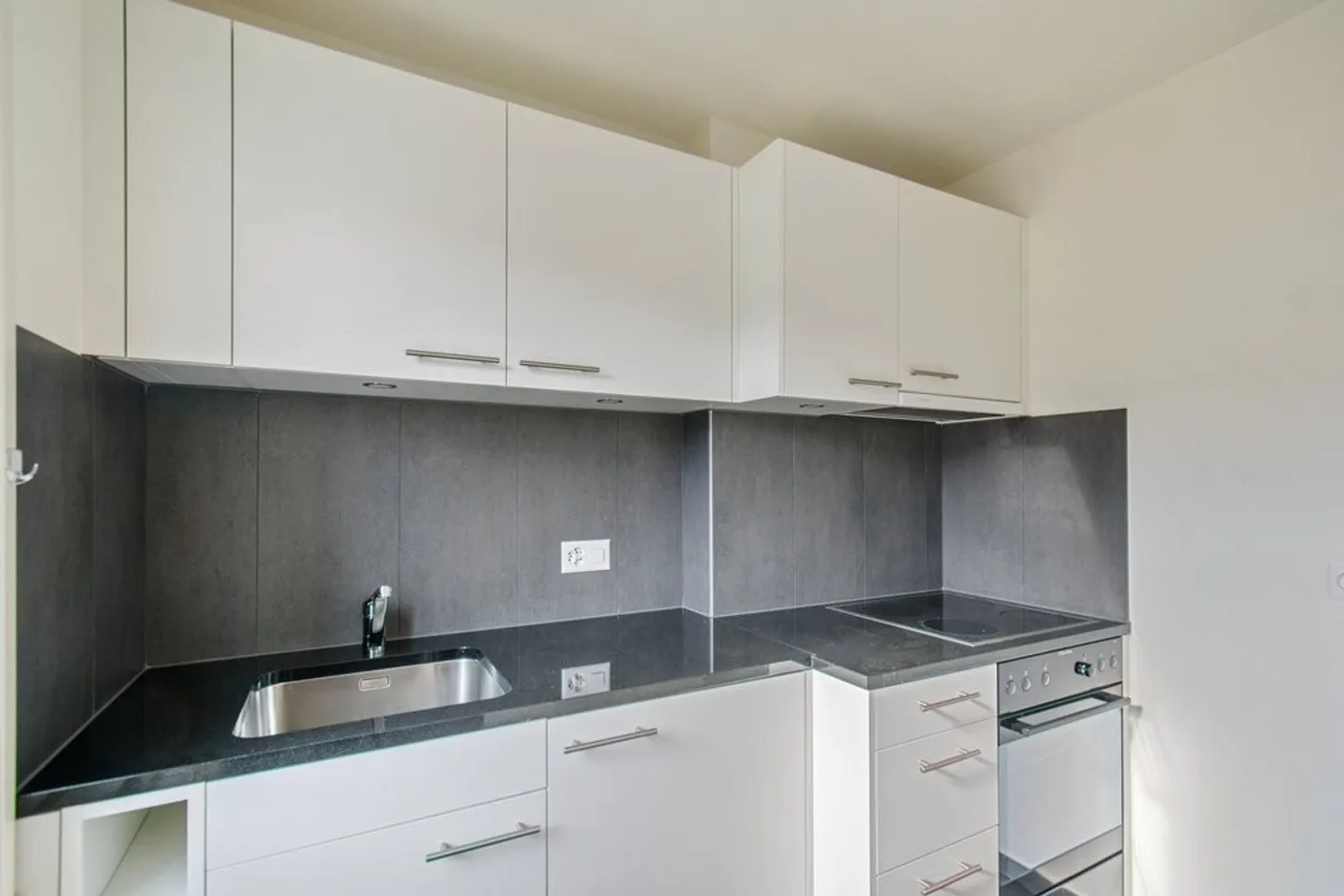 Charming 1-room apartment - Photo 1 of 4