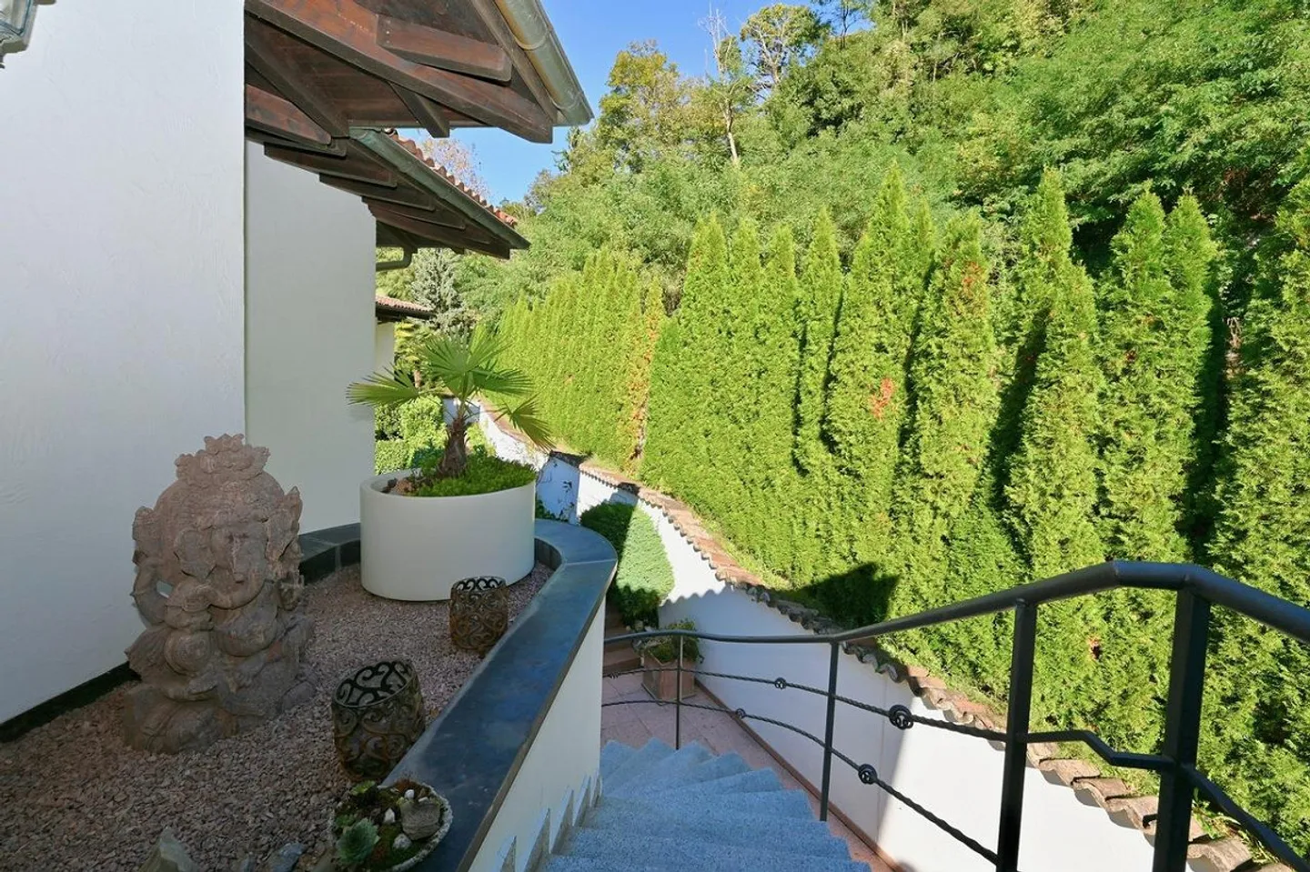 Elegant Penthouse with Breathtaking 180° View of the Lake - Holiday Home - Photo 22 of 24