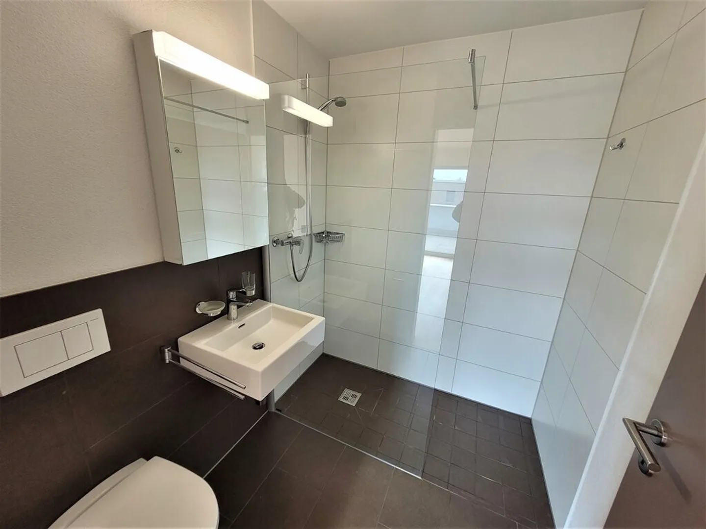 Your new living space - Photo 5 of 7