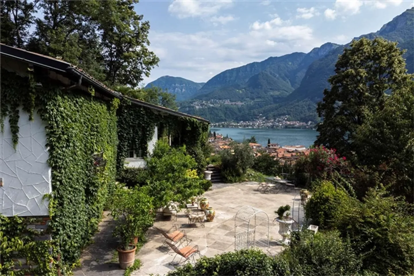 Un'oasi con charme e vista mozzafiato - Foto 1 di 10