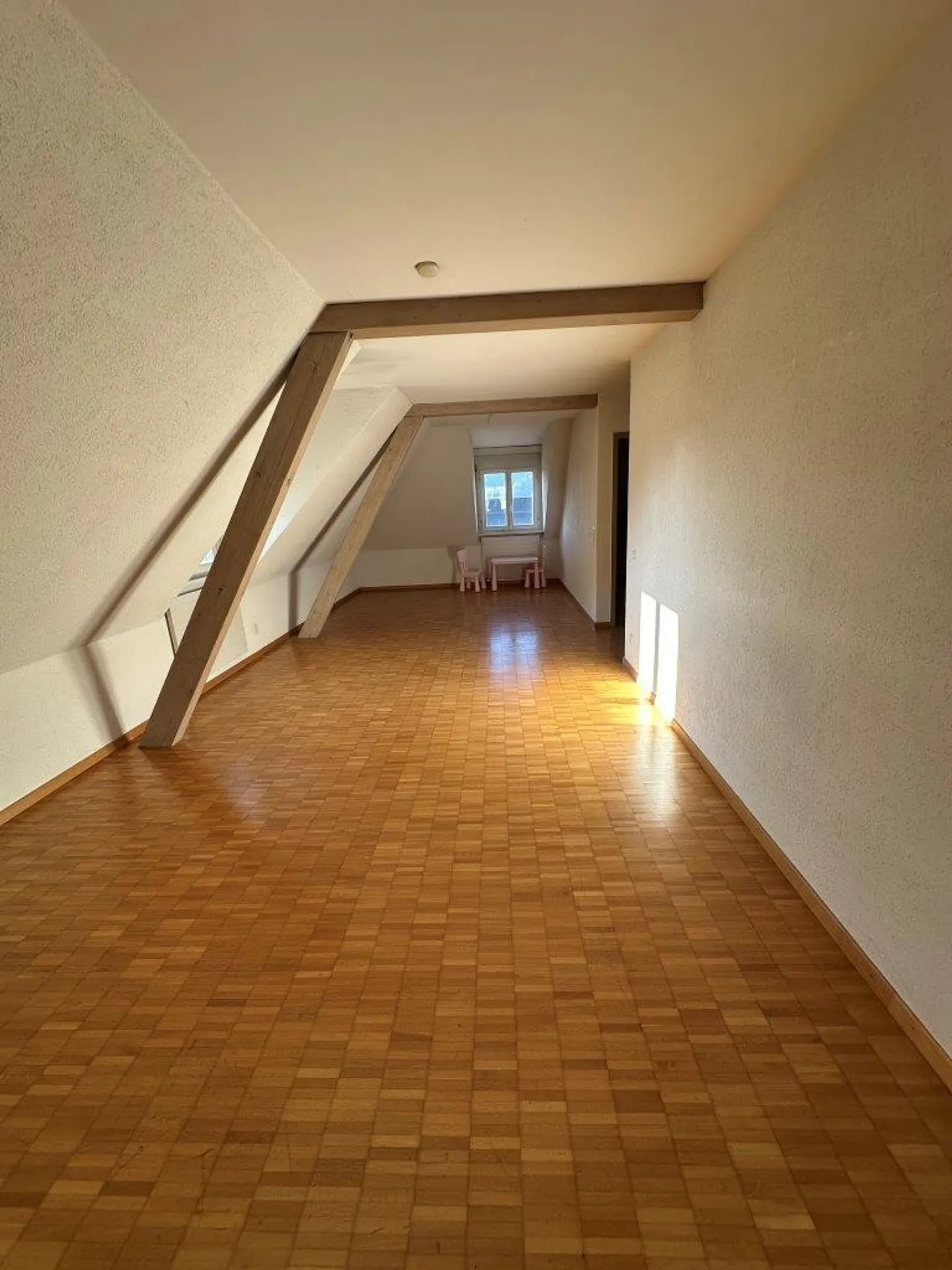 Incantevole appartamento mansardato di 3 stanze a San Gallo - Foto 6 di 12